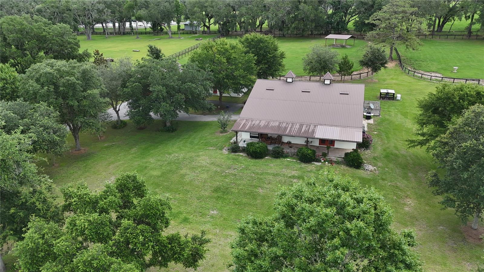 ACREAGE NON-SUBDIVISION - Residential