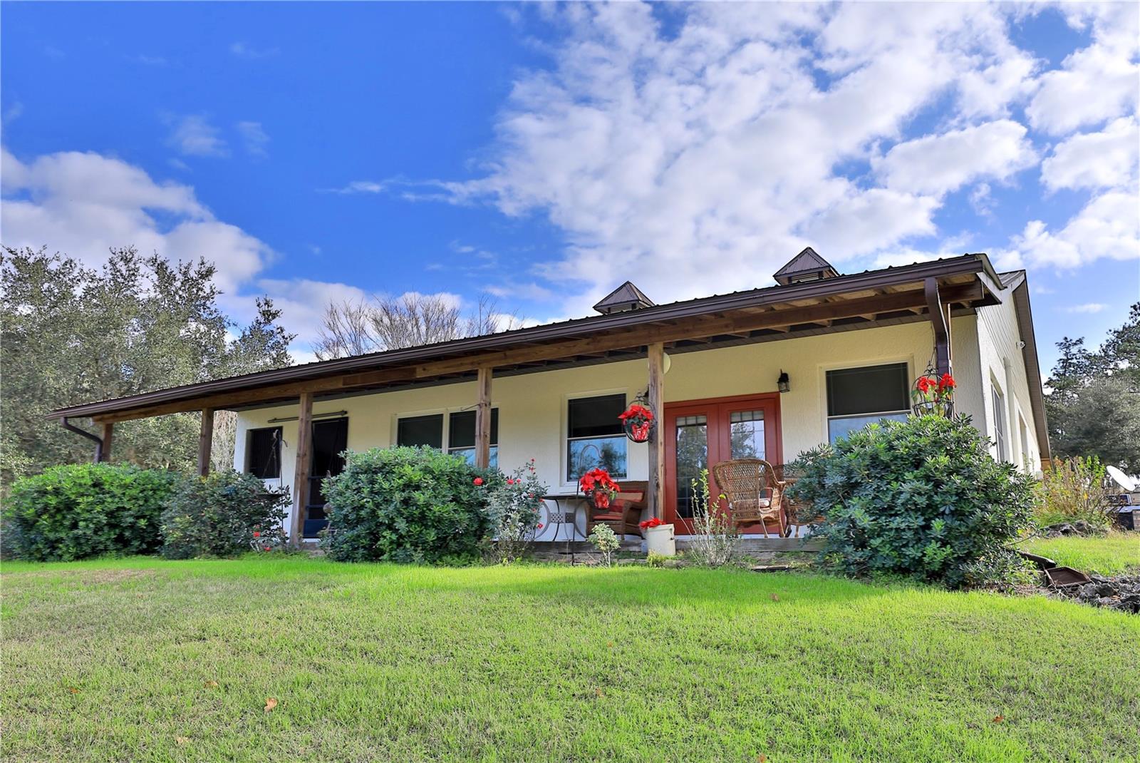 ACREAGE NON-SUBDIVISION - Residential