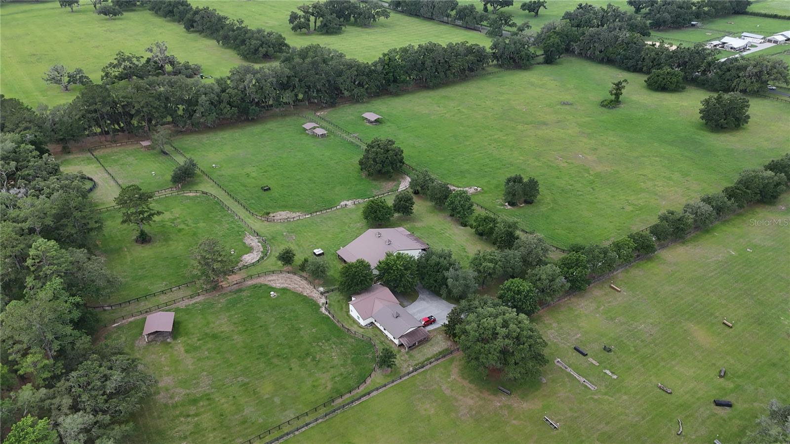 ACREAGE NON-SUBDIVISION - Residential