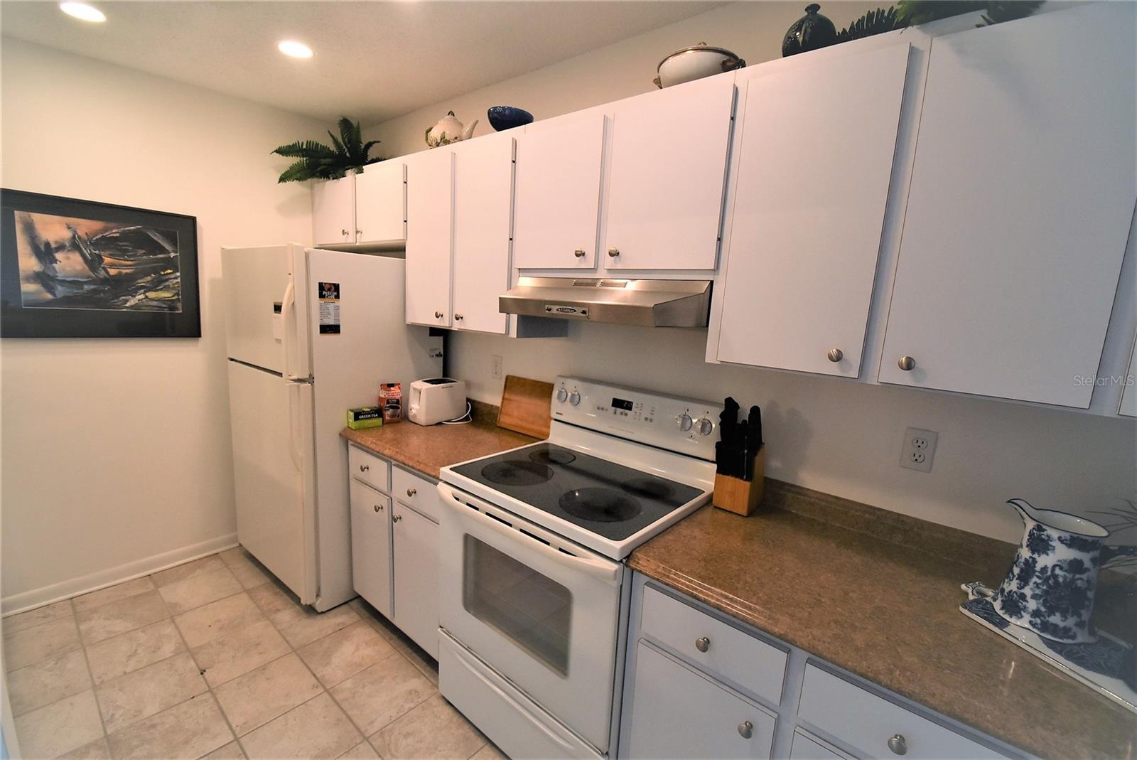 PELICAN COVE XIV - Residential Lease
