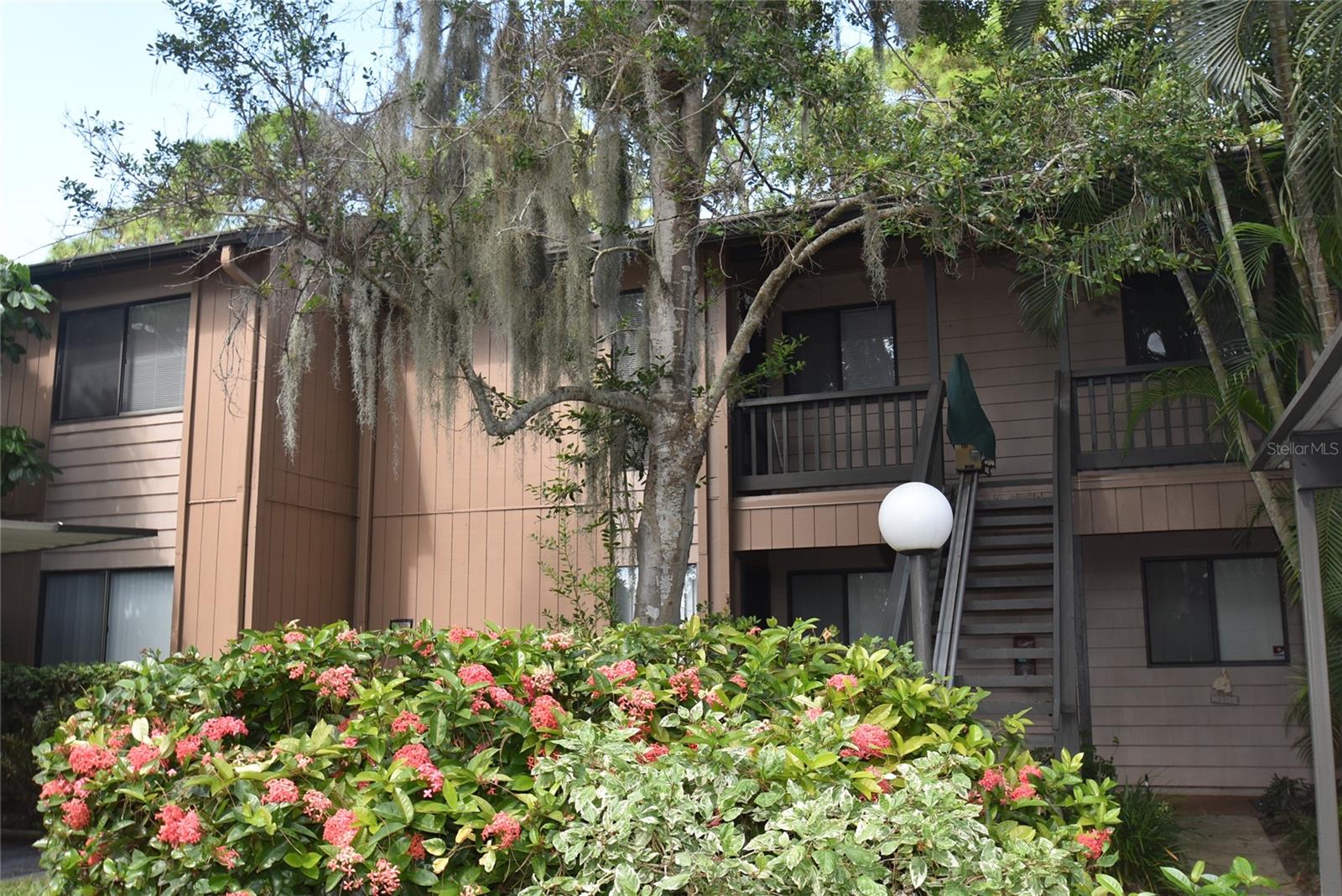 ***AVAILABLE NOW THROUGH NOVEMBER 2026. AVAILABLE AGAIN APRIL 2027*** 3 month minimum. Come live the Florida lifestyle! This 75 acre gatd waterfront community has it all! Pelican Cove has heated pools, 4 lighted tennis courts, 3 clubhouses that offer a wide range of organized recreational, cultural and social activities, fitness center, fishing pier, 87 slip marina, kayak launch, walking trails, dog walk area, shuffleboard, basketball all nestled among manicured tropical foliage. Pelican Cove offers what most communities cannot. Just minutes from #1 rated Siesta Key beach, shopping mall, movie theaters, restaurants and culturally rich downtown Sarasota.