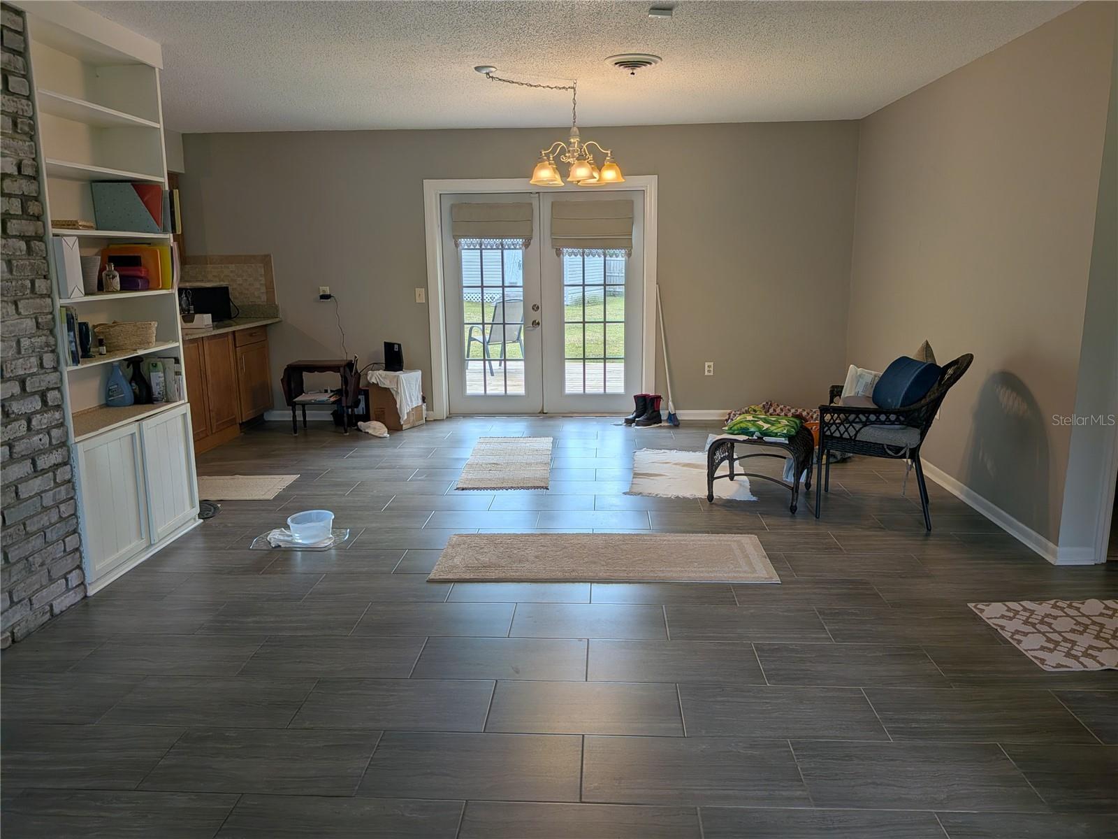 SUNCREST - Residential