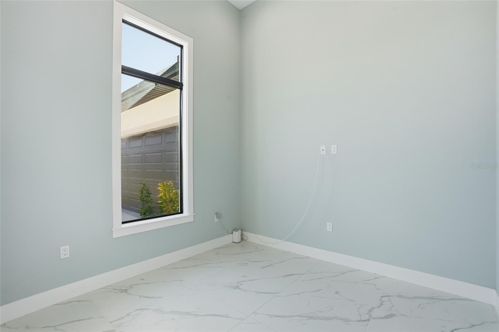 GOLDEN GATE ESTATE UNIT 44 - Residential