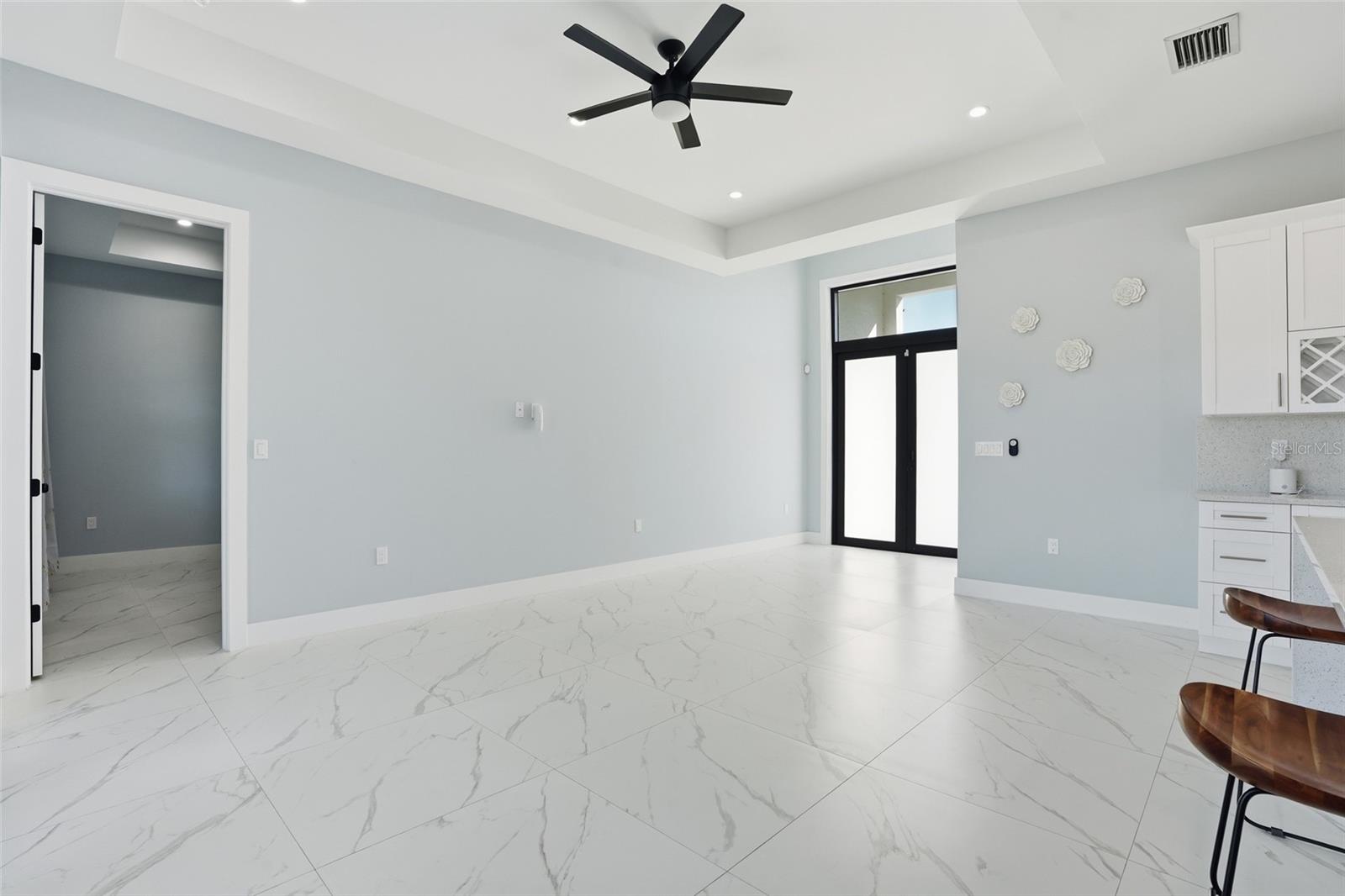 GOLDEN GATE ESTATE UNIT 44 - Residential