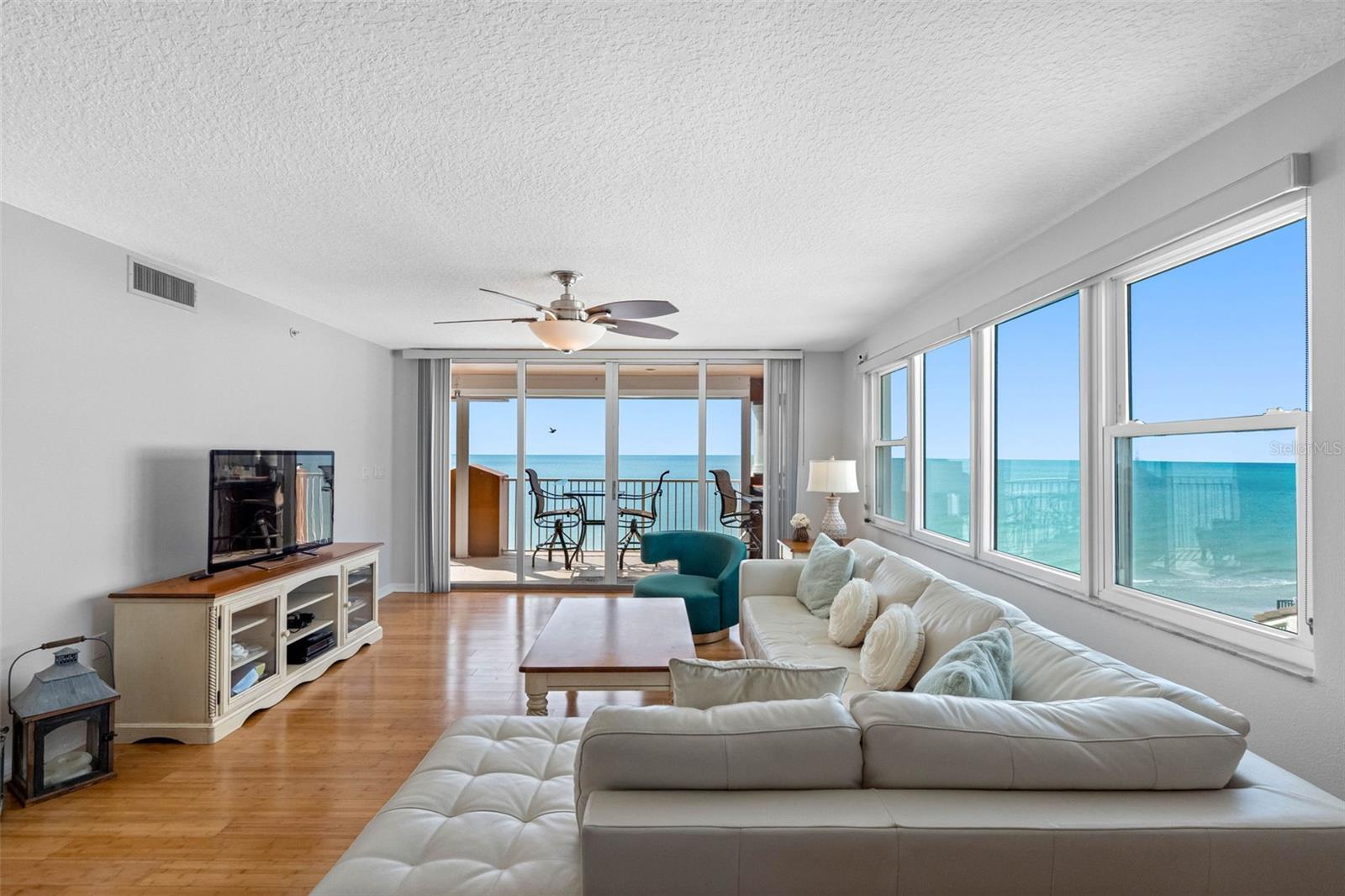 LA CONTESSA CONDO - Residential