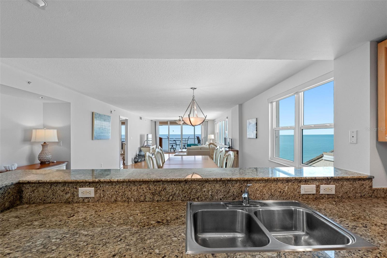 LA CONTESSA CONDO - Residential