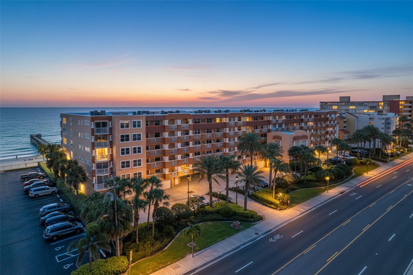 LA CONTESSA CONDO - Residential