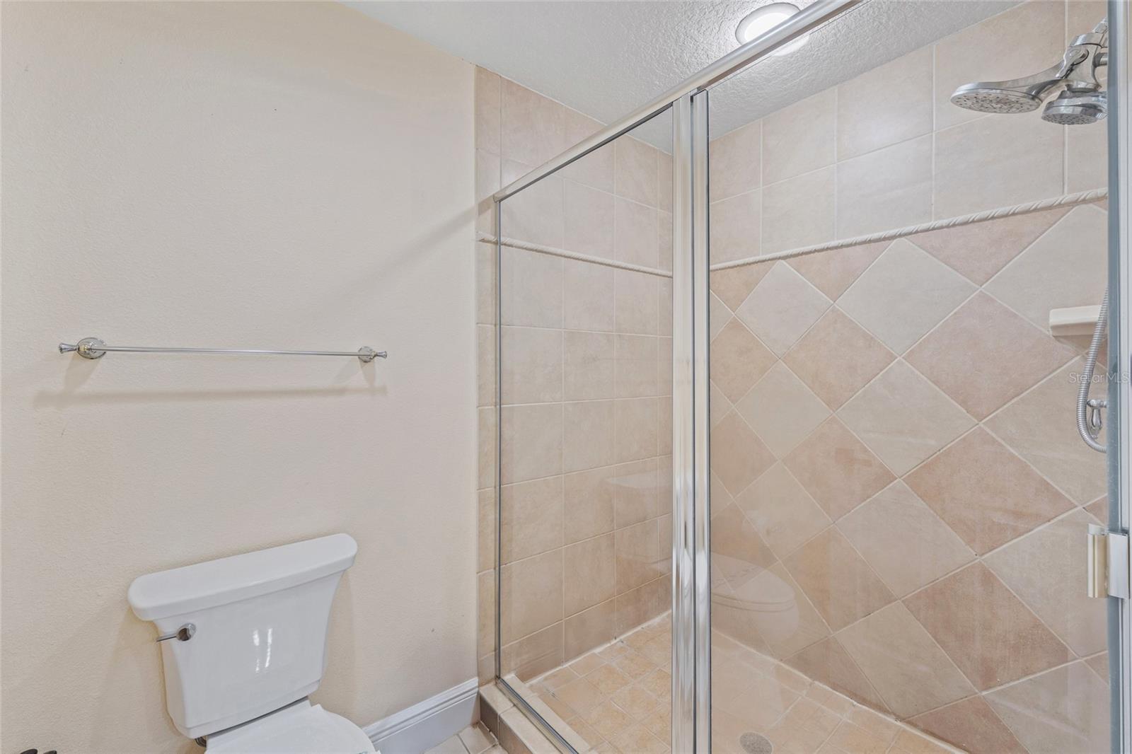 HERITAGE CROSSING CONDO PH 17 - Residential