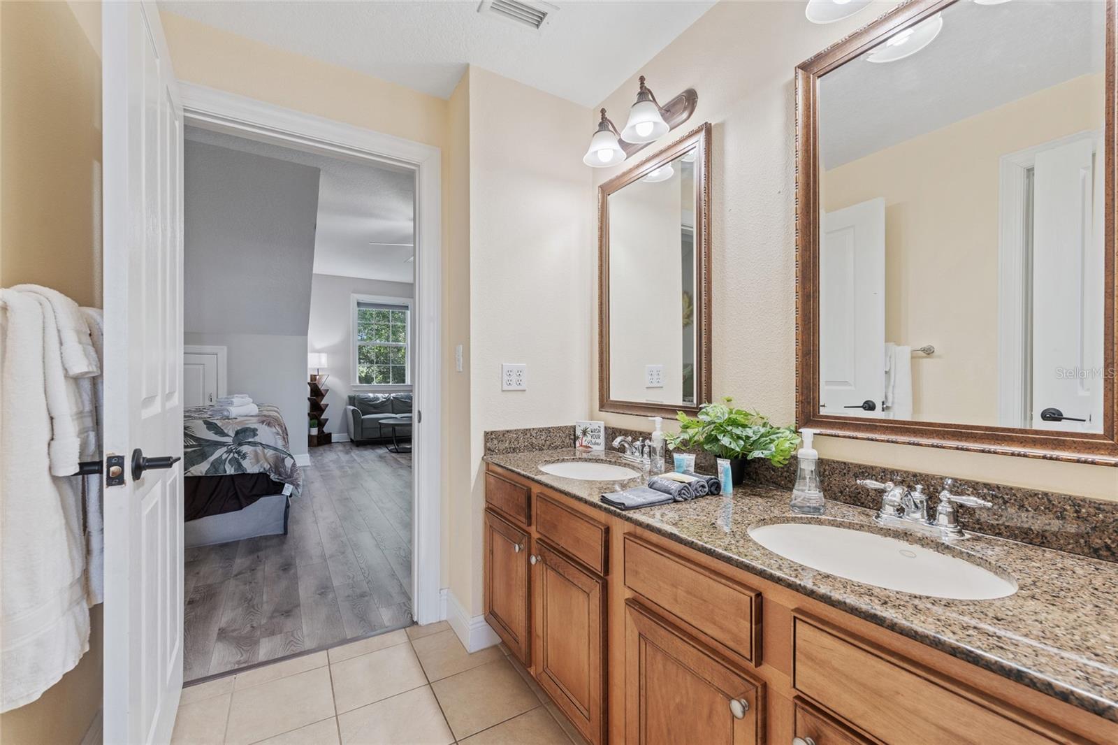 HERITAGE CROSSING CONDO PH 17 - Residential