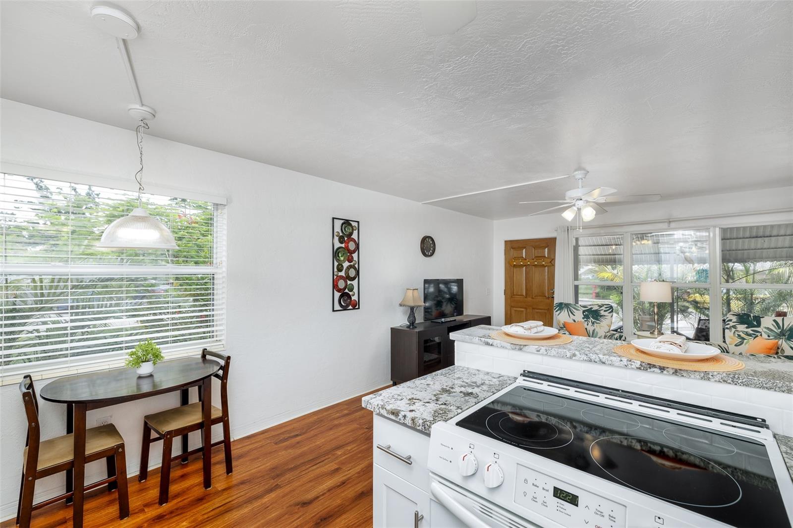CLEARVIEW OAKS BLDG 24 - Residential