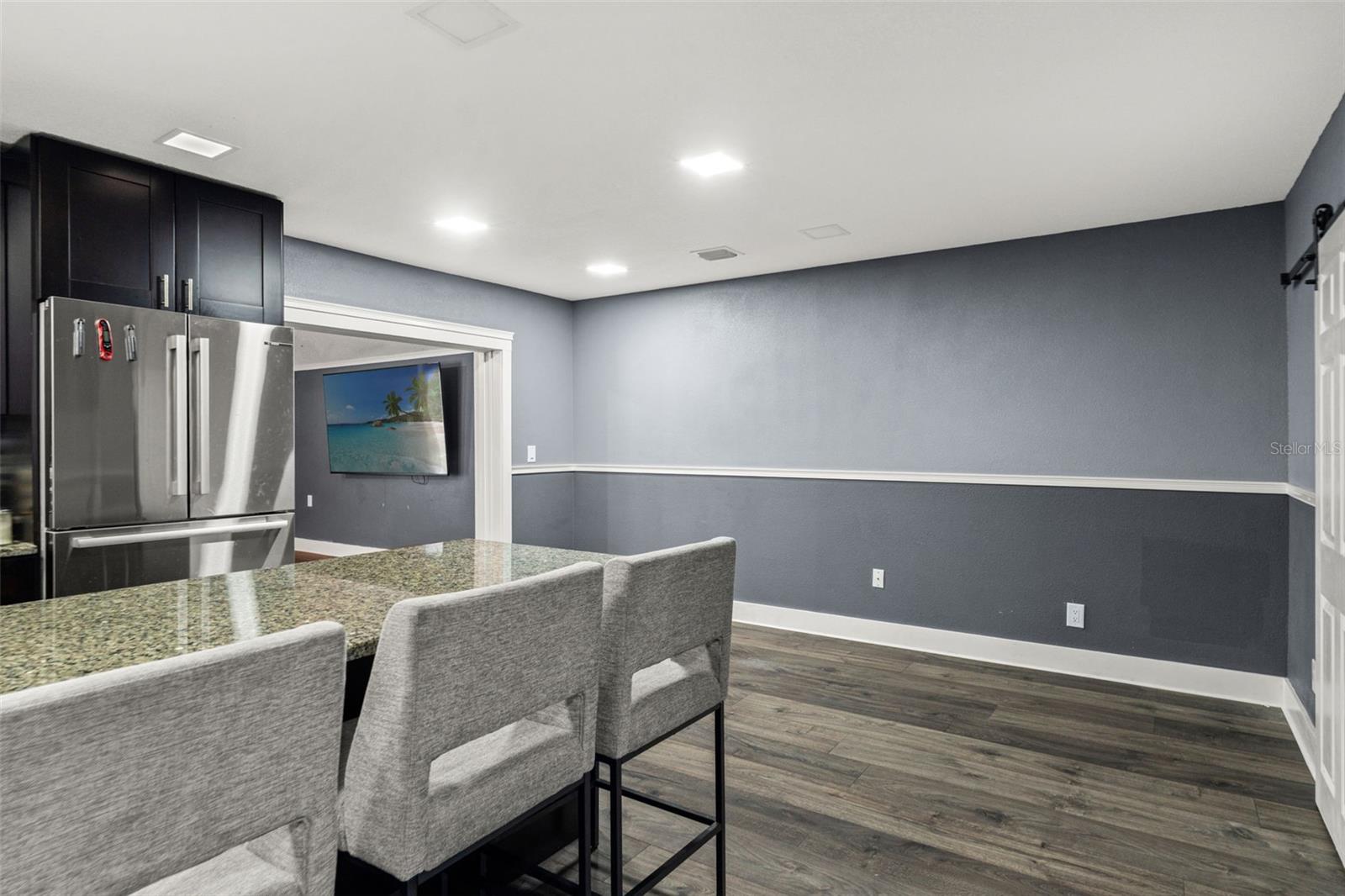 SILVER LAKE ESTATES - Residential