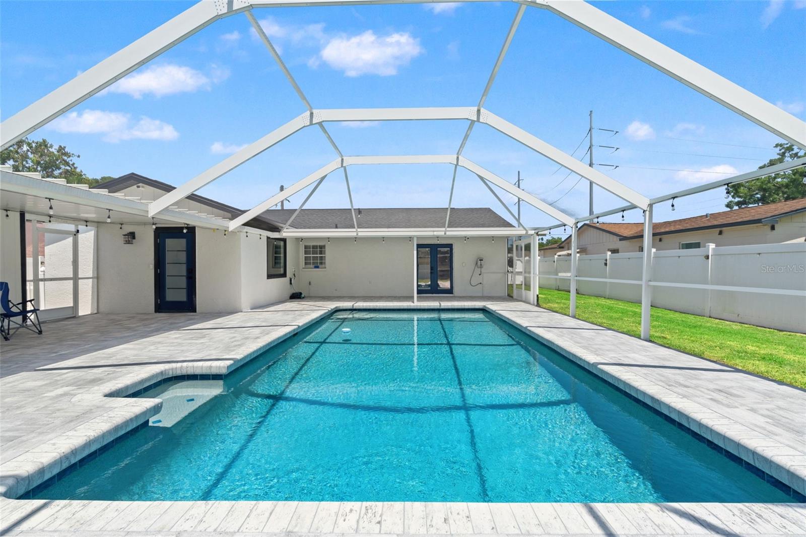 SILVER LAKE ESTATES - Residential