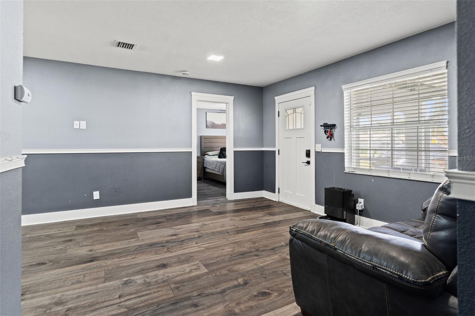 SILVER LAKE ESTATES - Residential