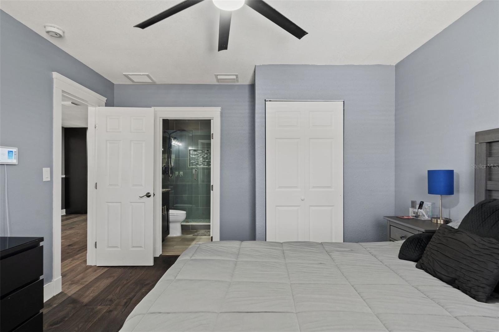 SILVER LAKE ESTATES - Residential