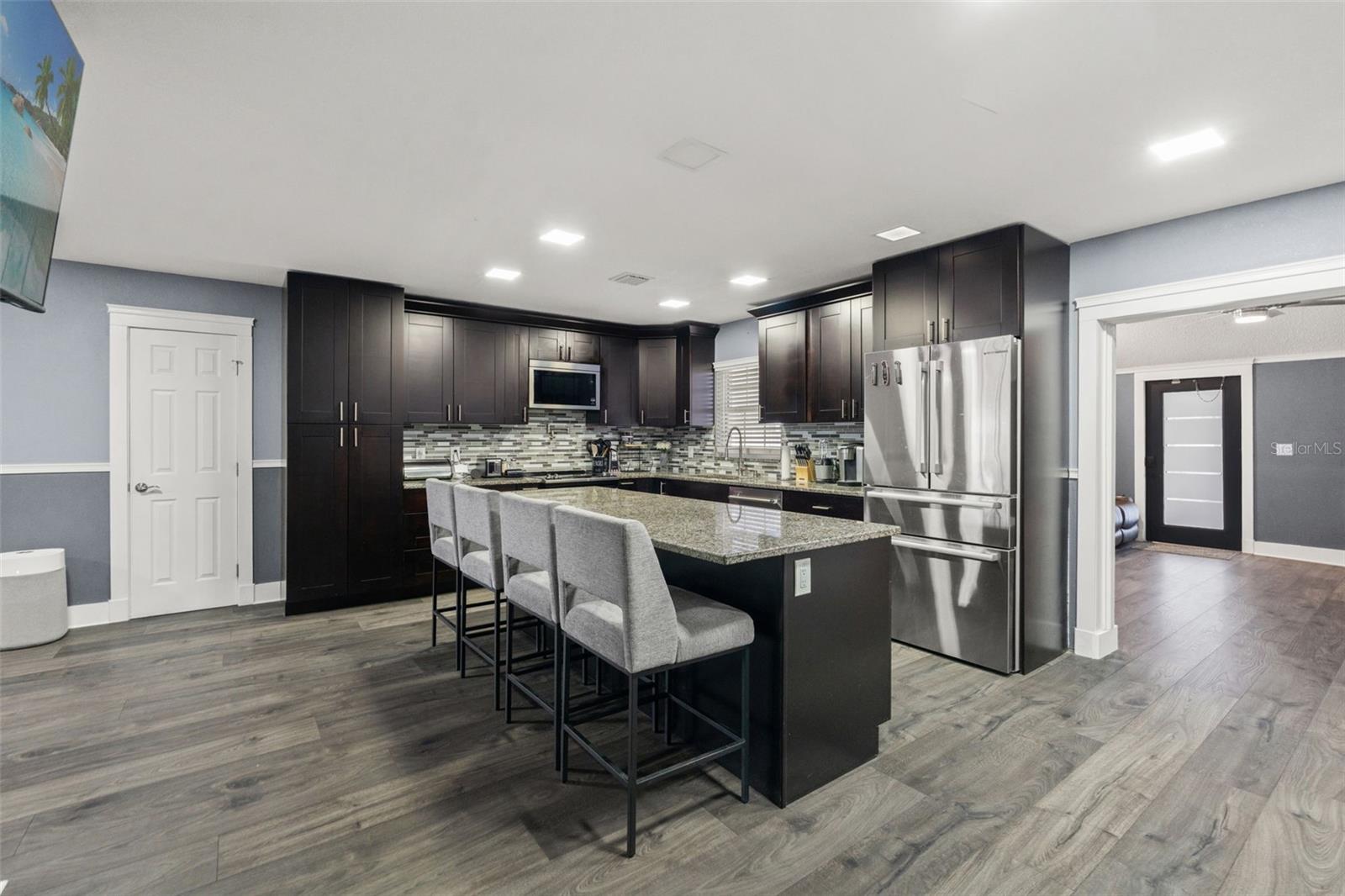 SILVER LAKE ESTATES - Residential