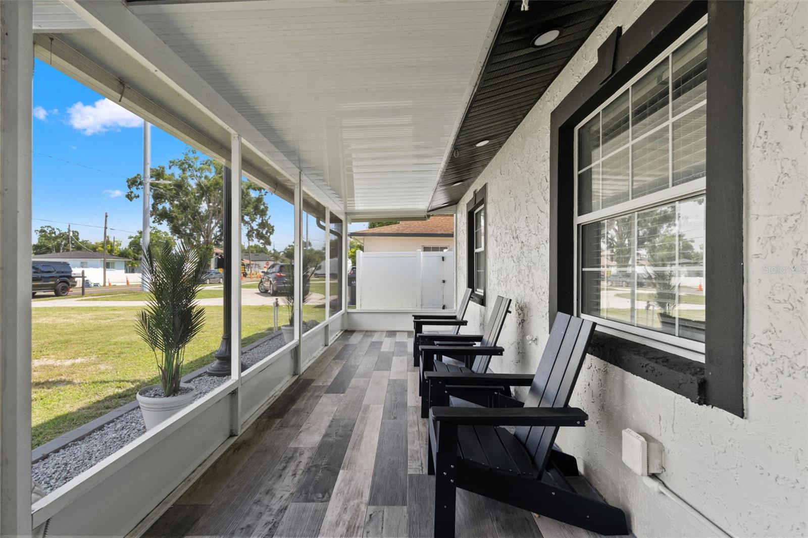 SILVER LAKE ESTATES - Residential