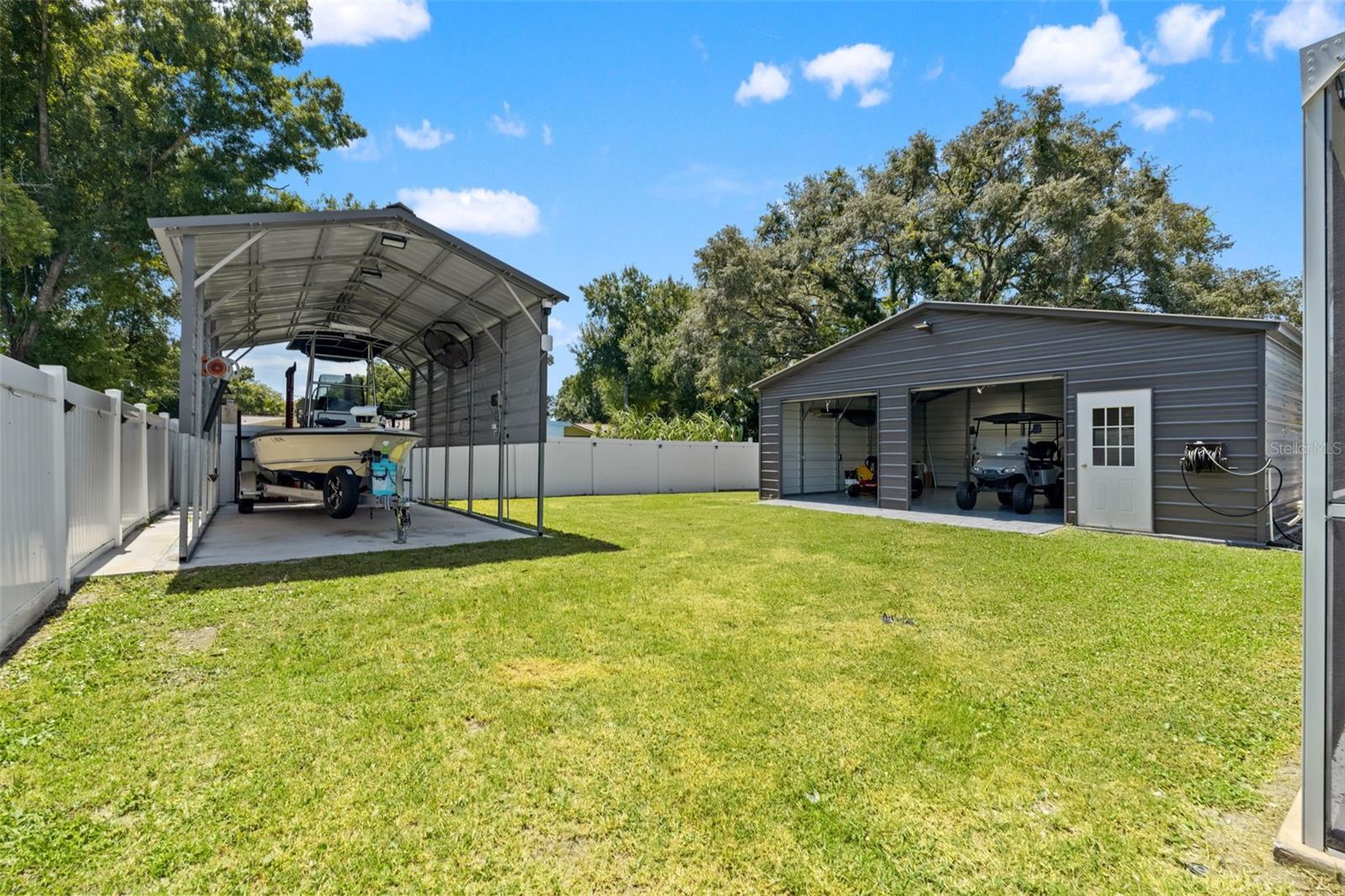 SILVER LAKE ESTATES - Residential