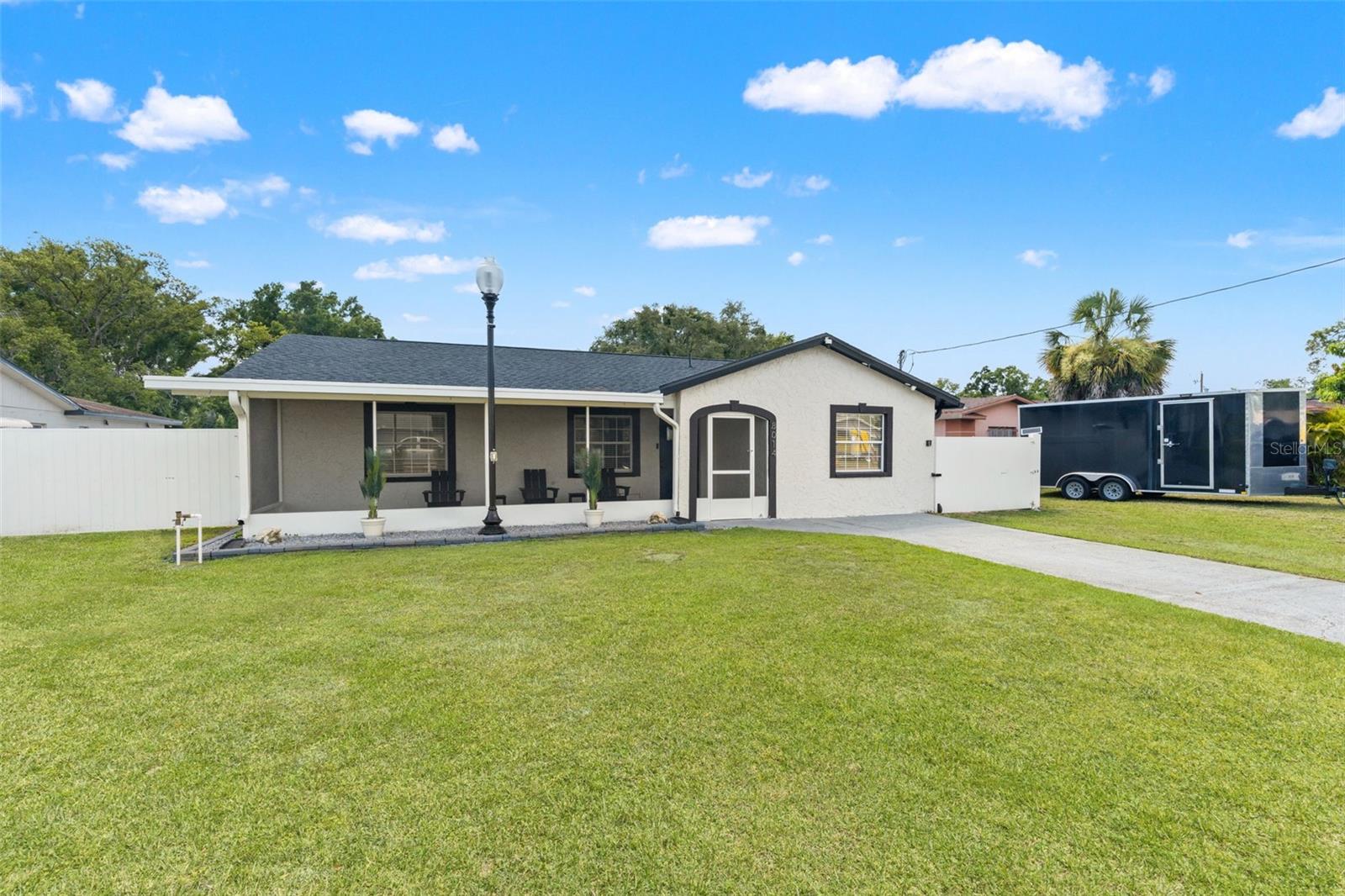 SILVER LAKE ESTATES - Residential