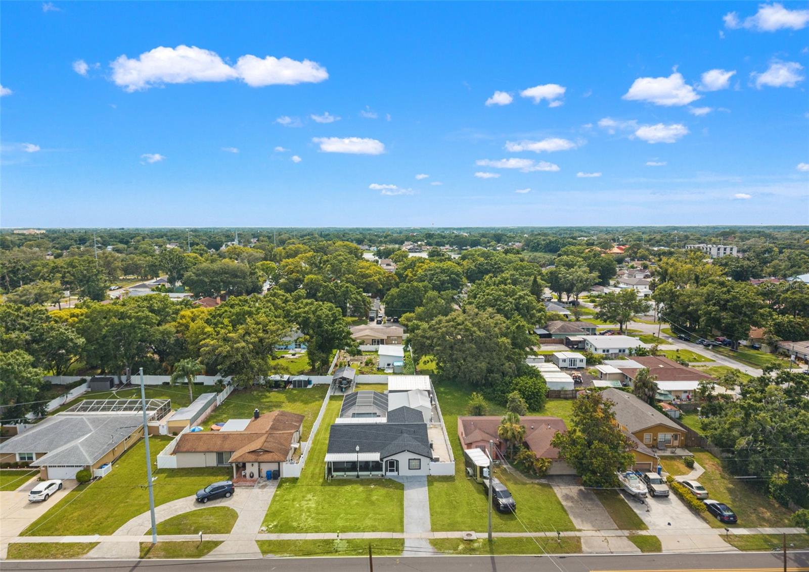 SILVER LAKE ESTATES - Residential