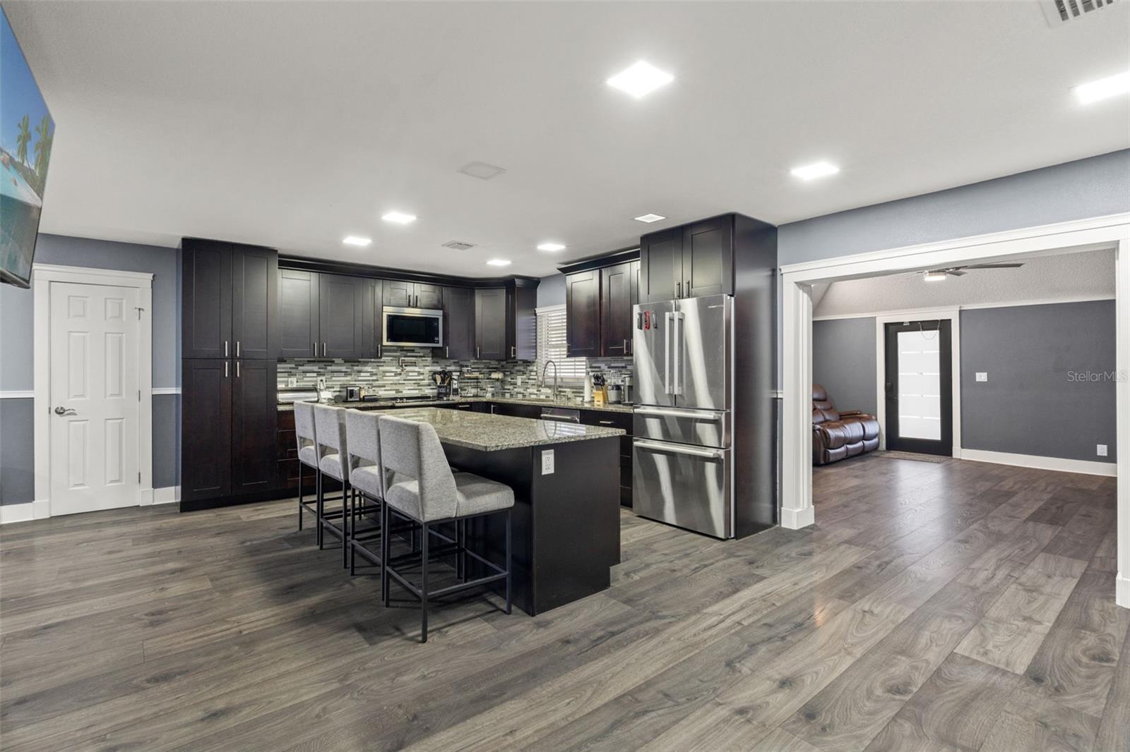 SILVER LAKE ESTATES - Residential