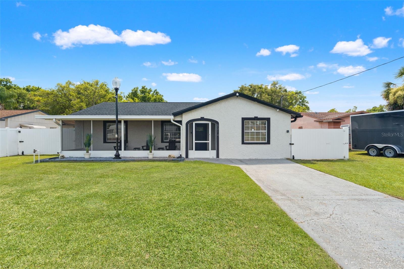 SILVER LAKE ESTATES - Residential