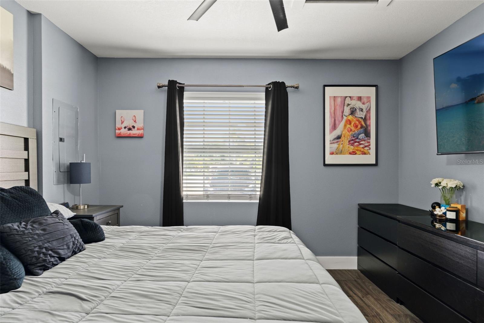 SILVER LAKE ESTATES - Residential
