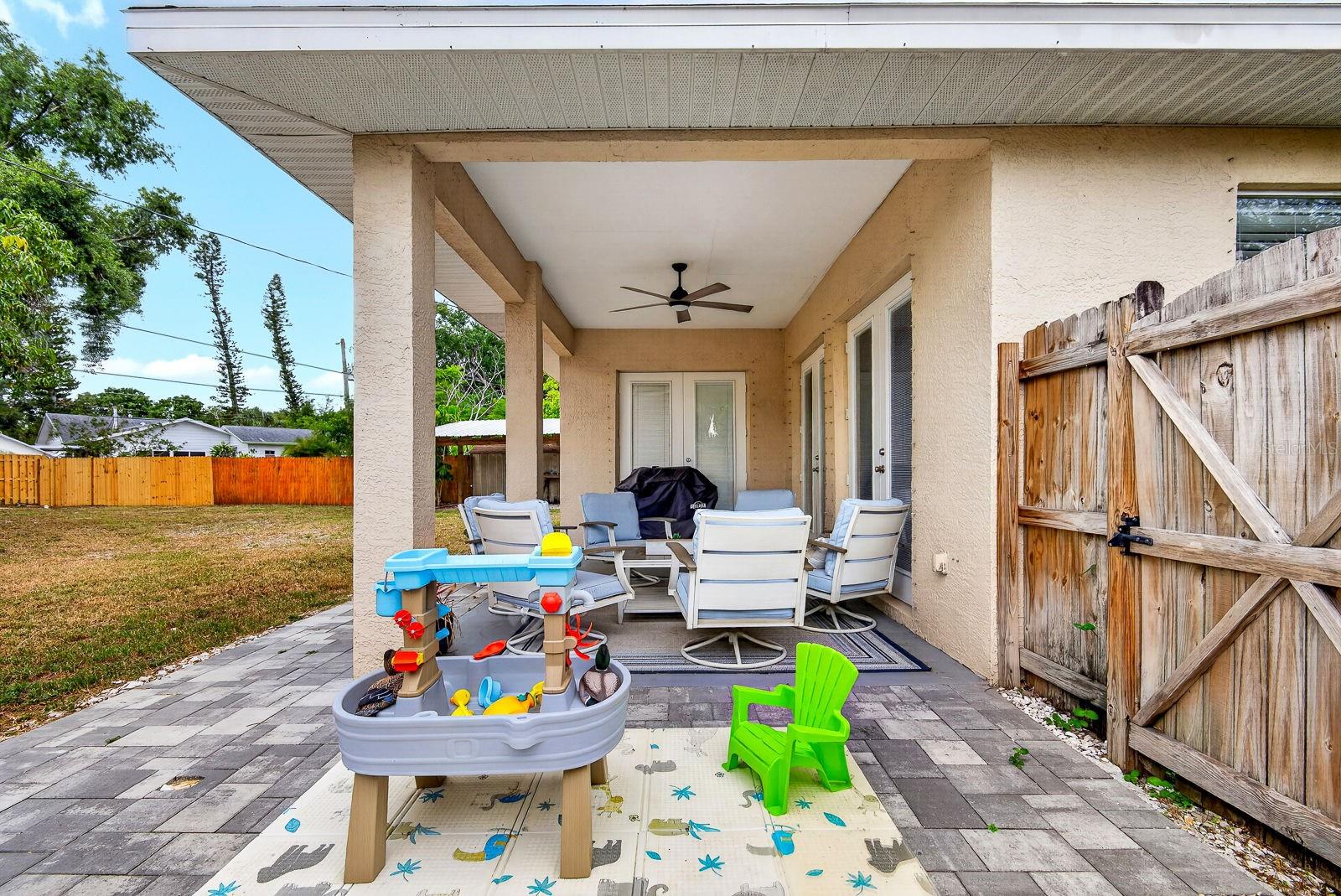 SEMINOLE PARK - Residential