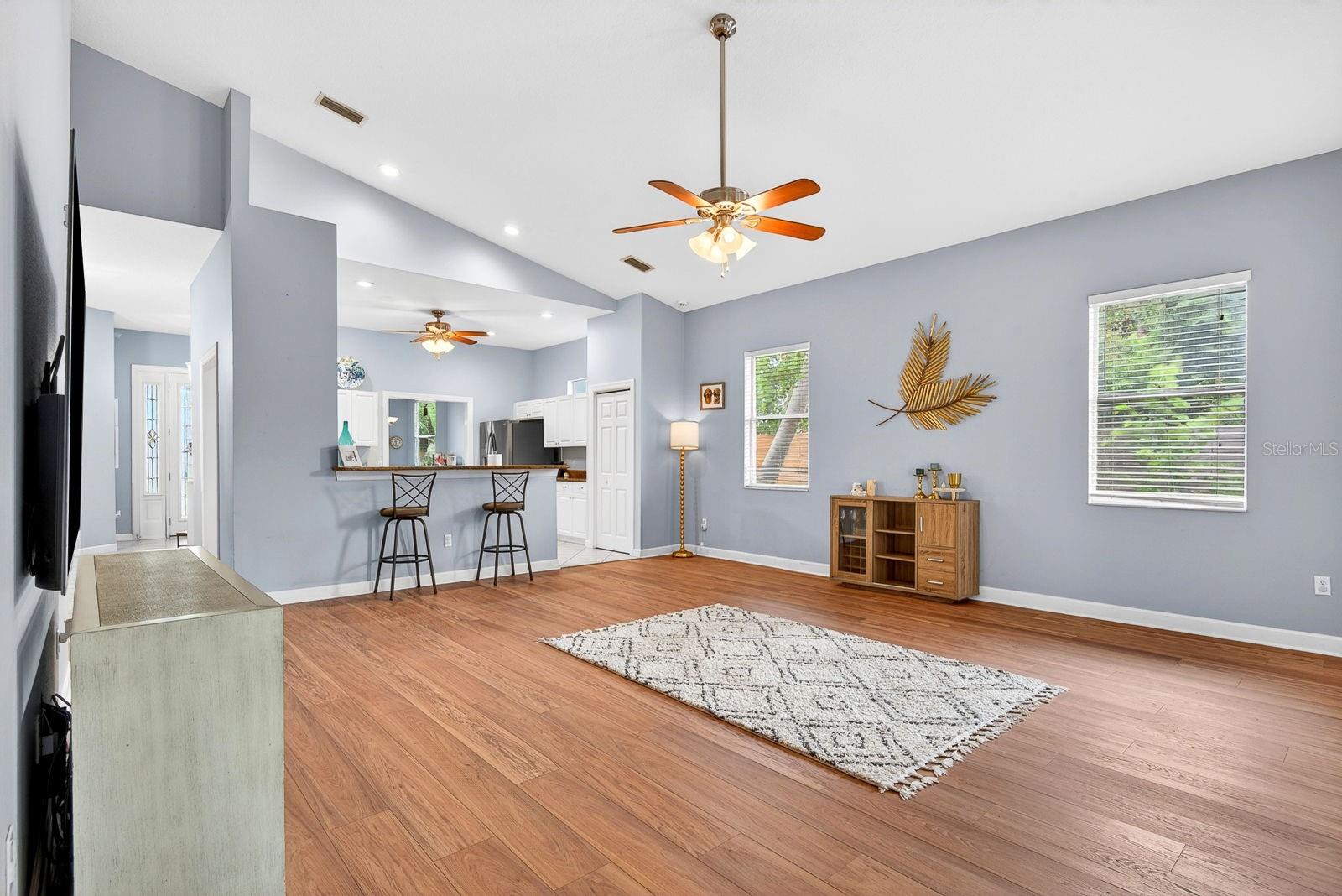 SEMINOLE PARK - Residential