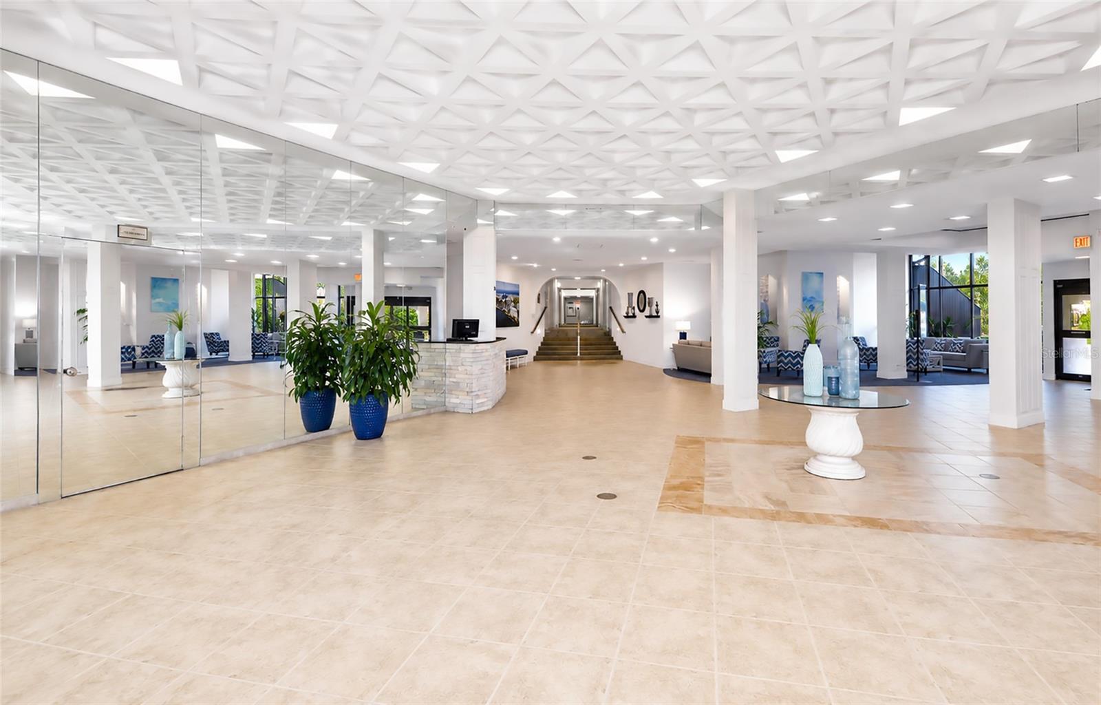 HARBOR TOWERS Y & R - Residential