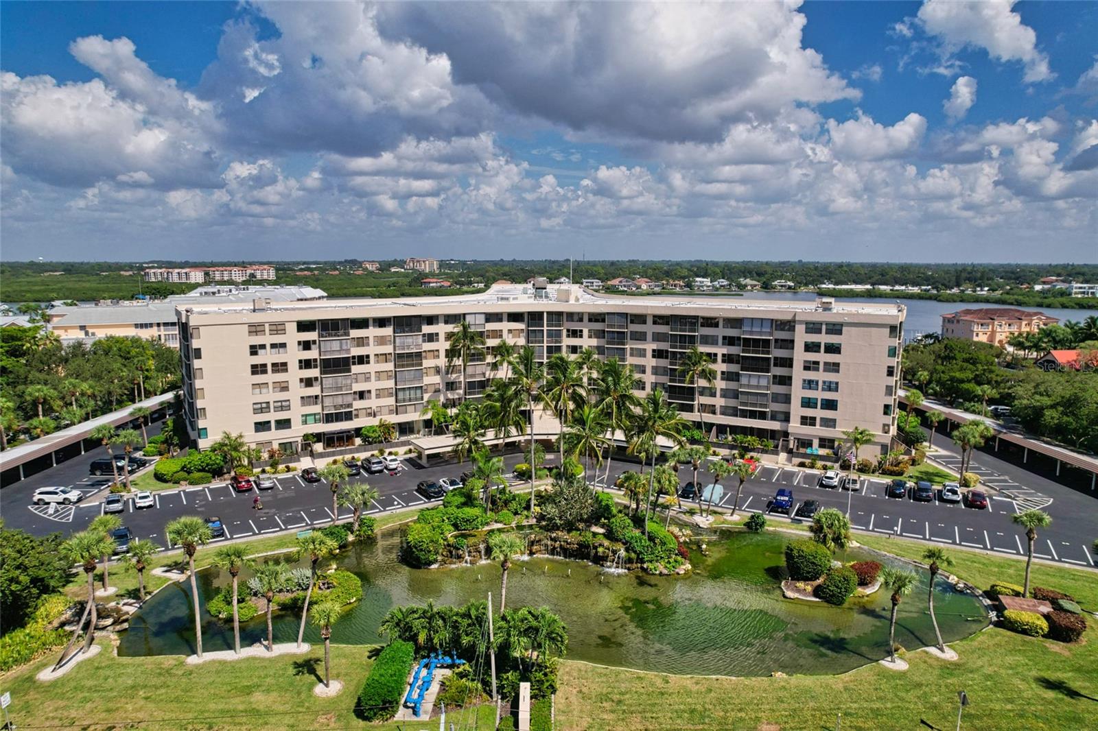 HARBOR TOWERS Y & R - Residential