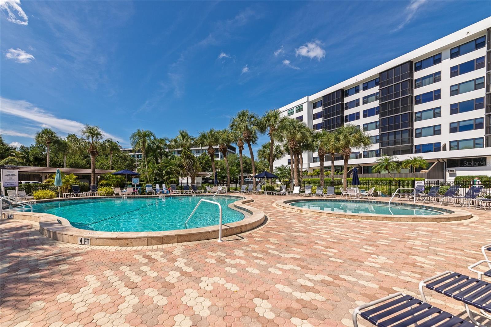 HARBOR TOWERS Y & R - Residential