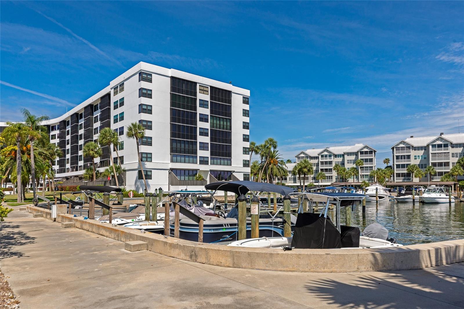 HARBOR TOWERS Y & R - Residential