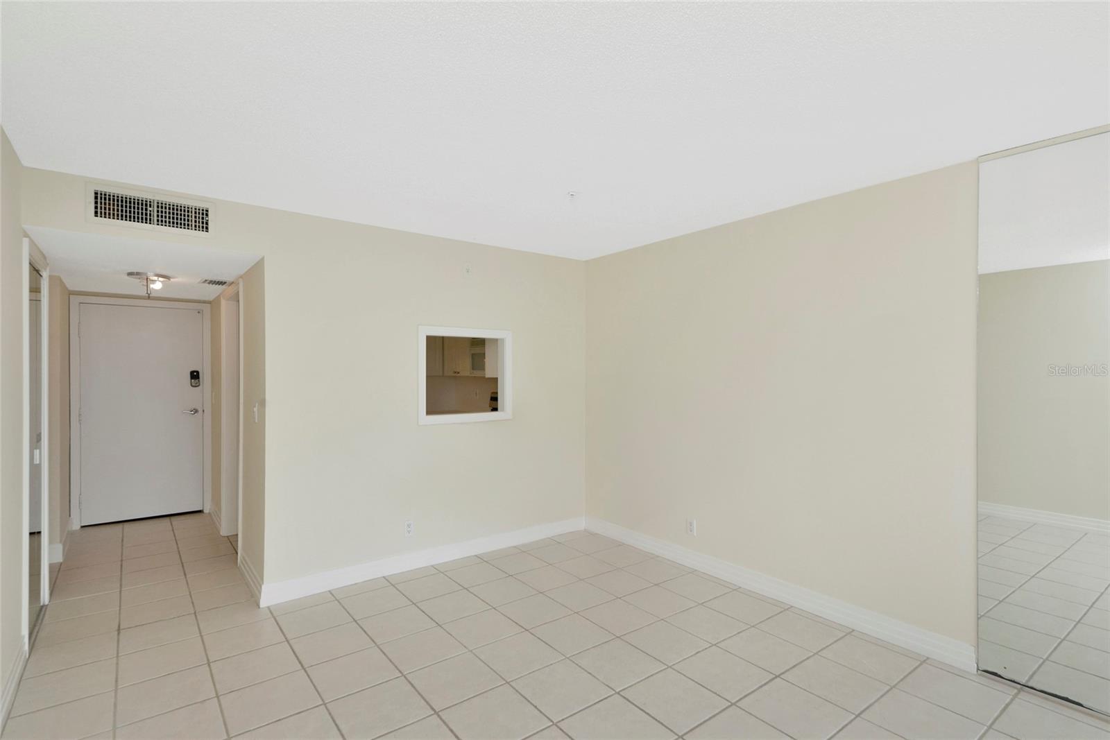 HARBOR TOWERS Y & R - Residential