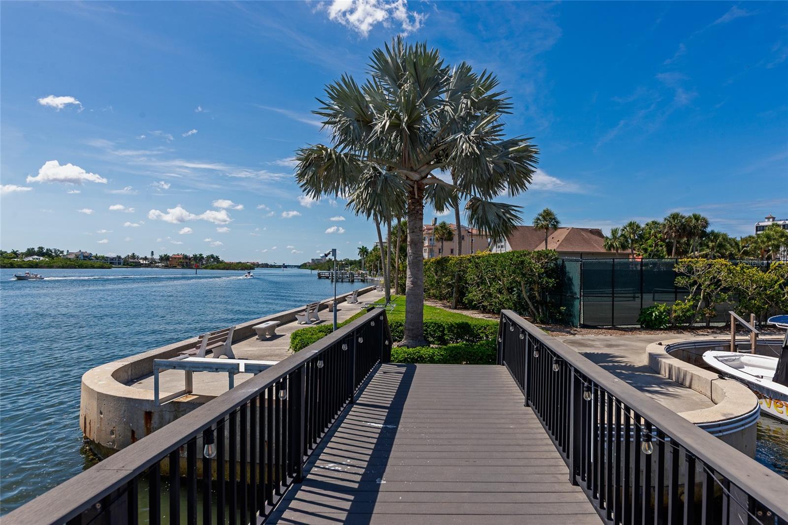 HARBOR TOWERS Y & R - Residential
