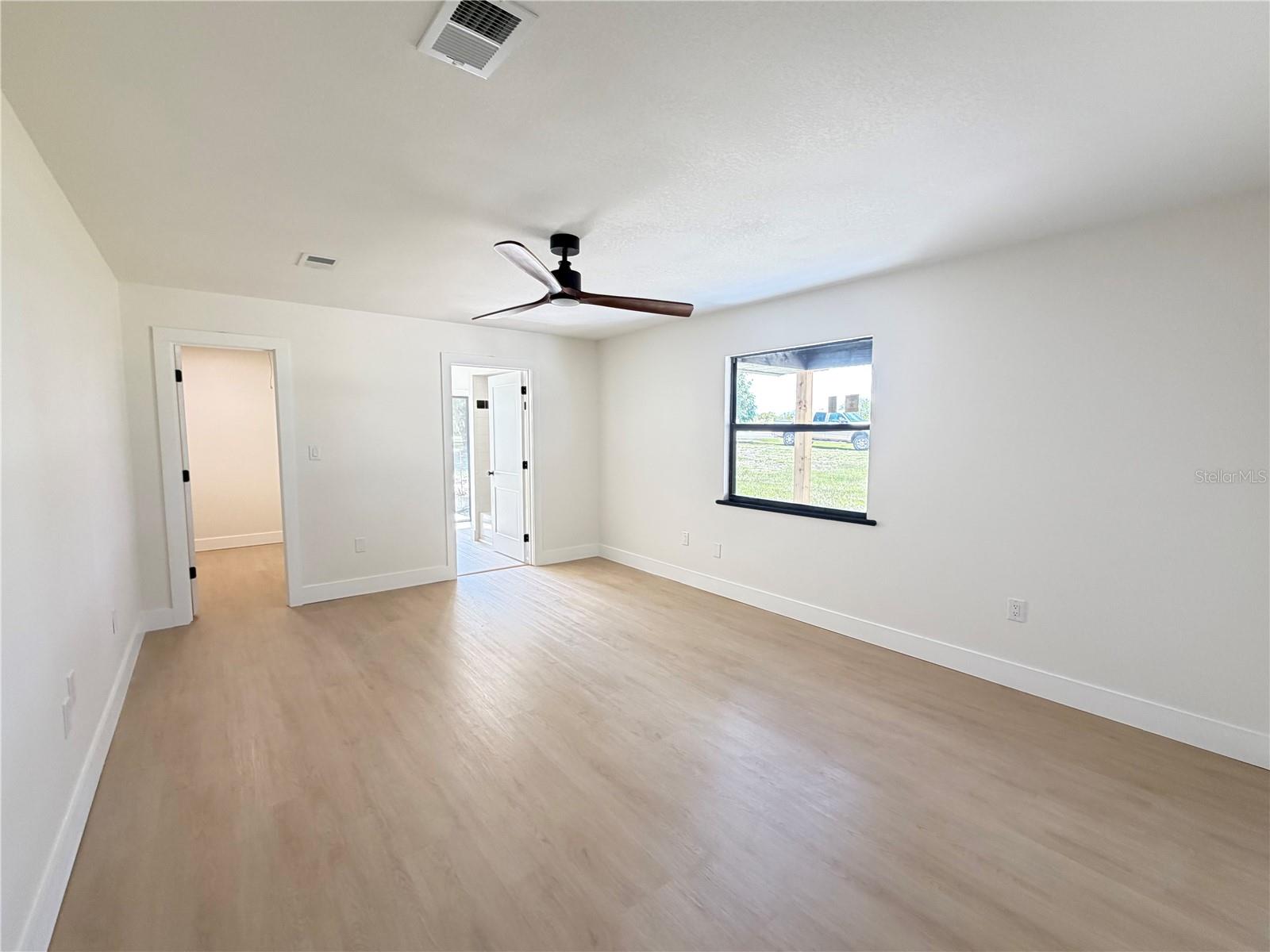GOLDENBOUGH T A YARNELL - Residential