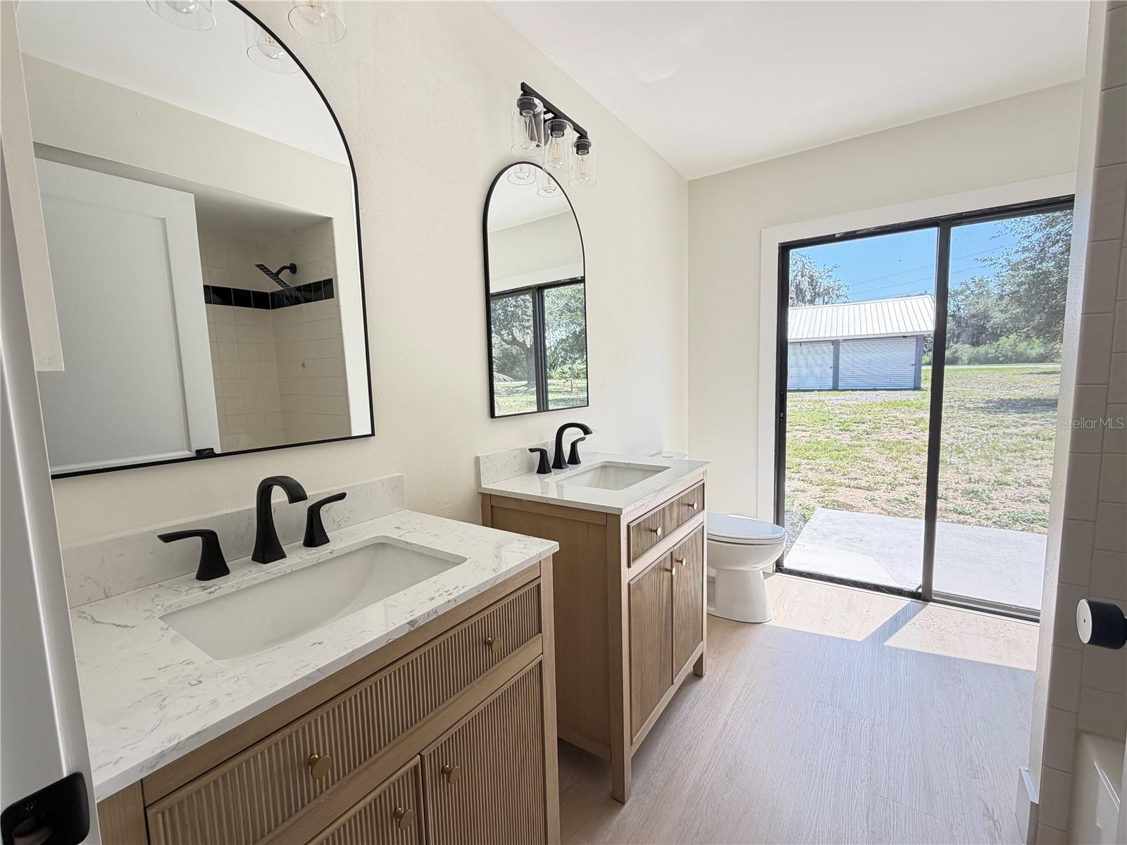 GOLDENBOUGH T A YARNELL - Residential