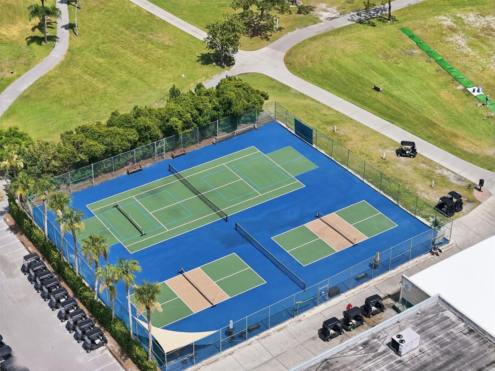 GOLF VIEW VILLAS CONDO 05 - Residential