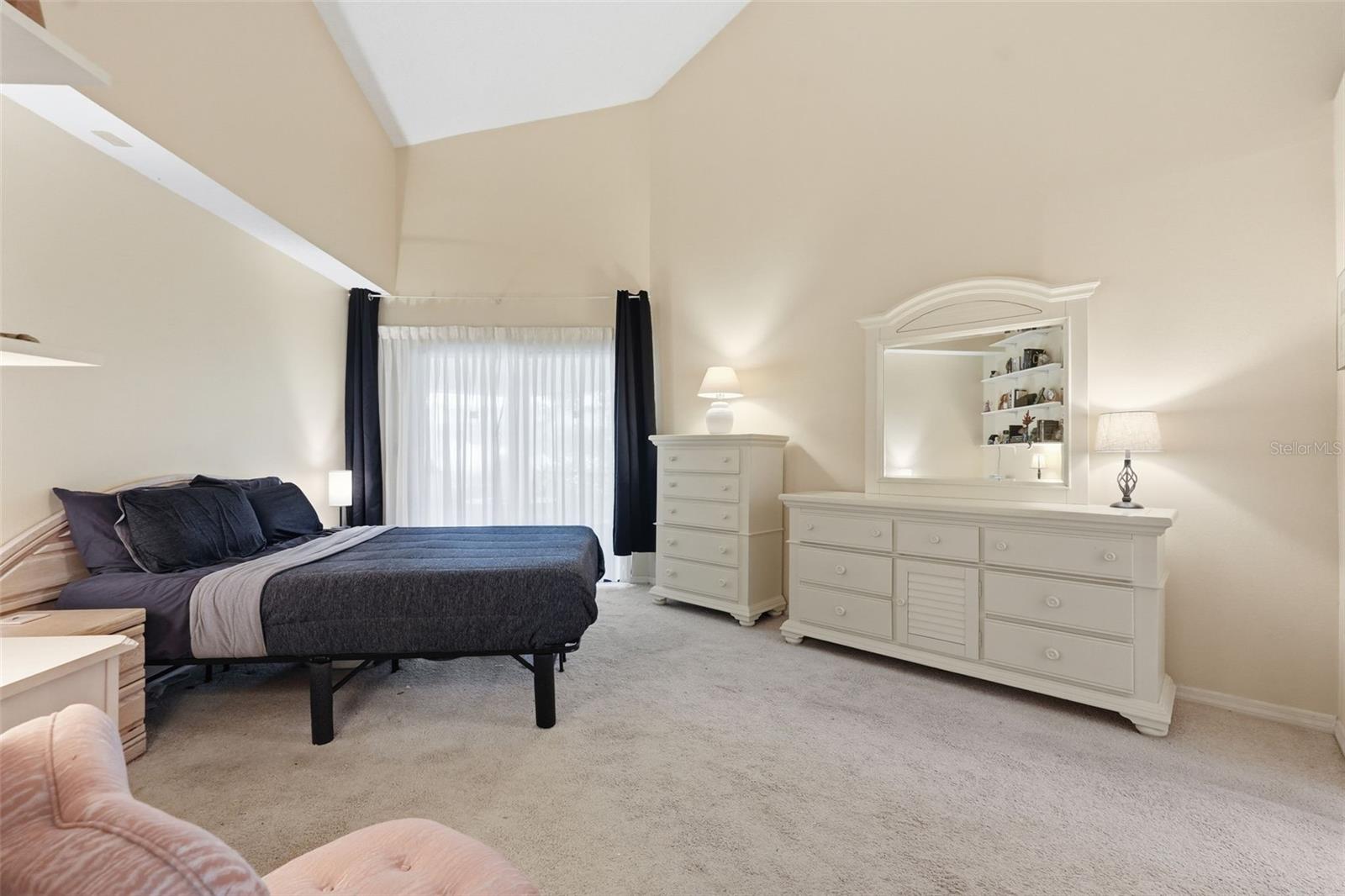 GOLF VIEW VILLAS CONDO 05 - Residential