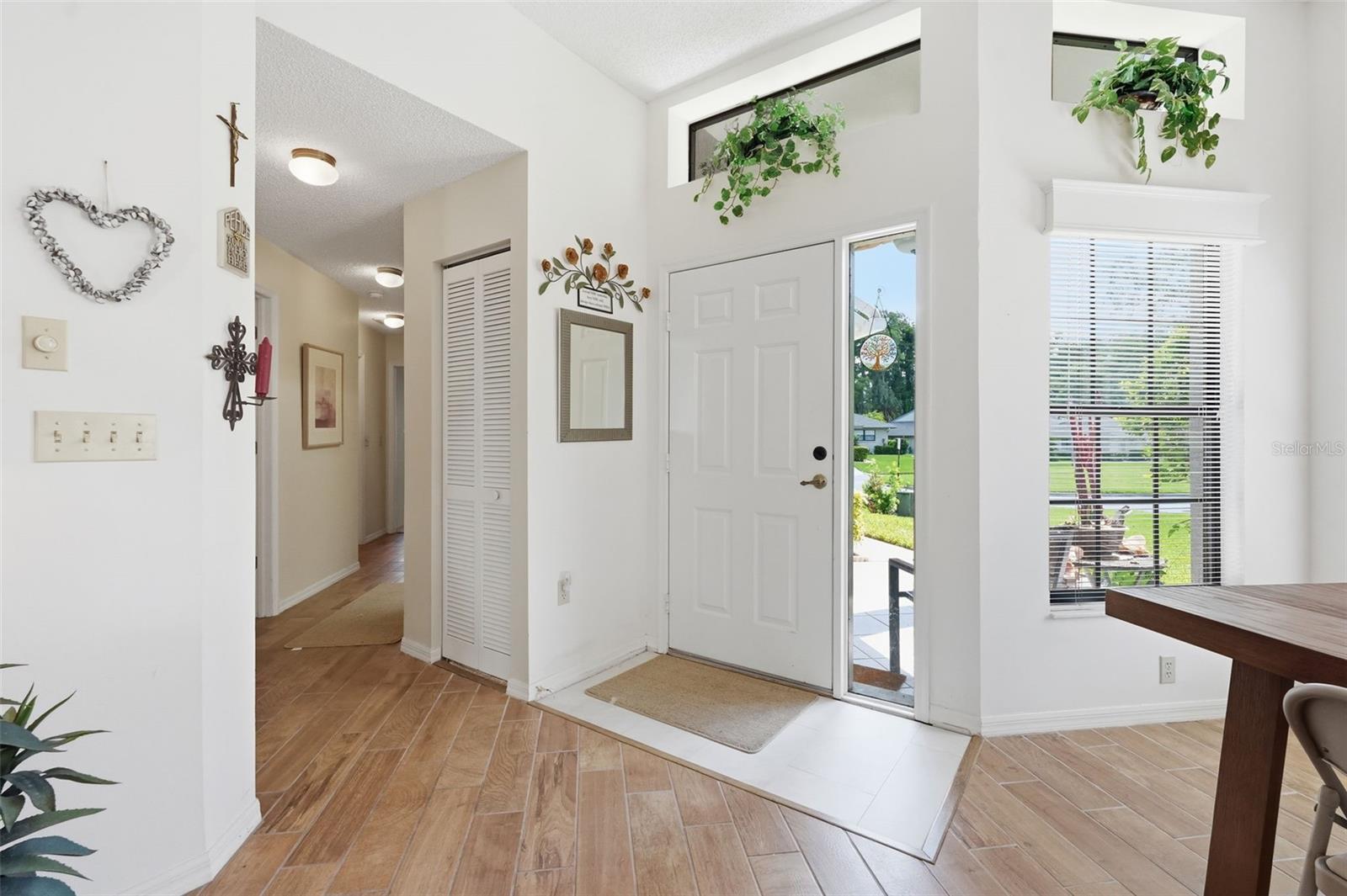 GOLF VIEW VILLAS CONDO 05 - Residential
