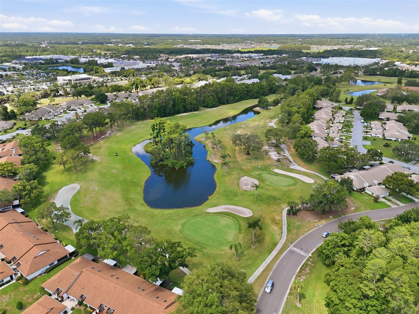 GOLF VIEW VILLAS CONDO 05 - Residential