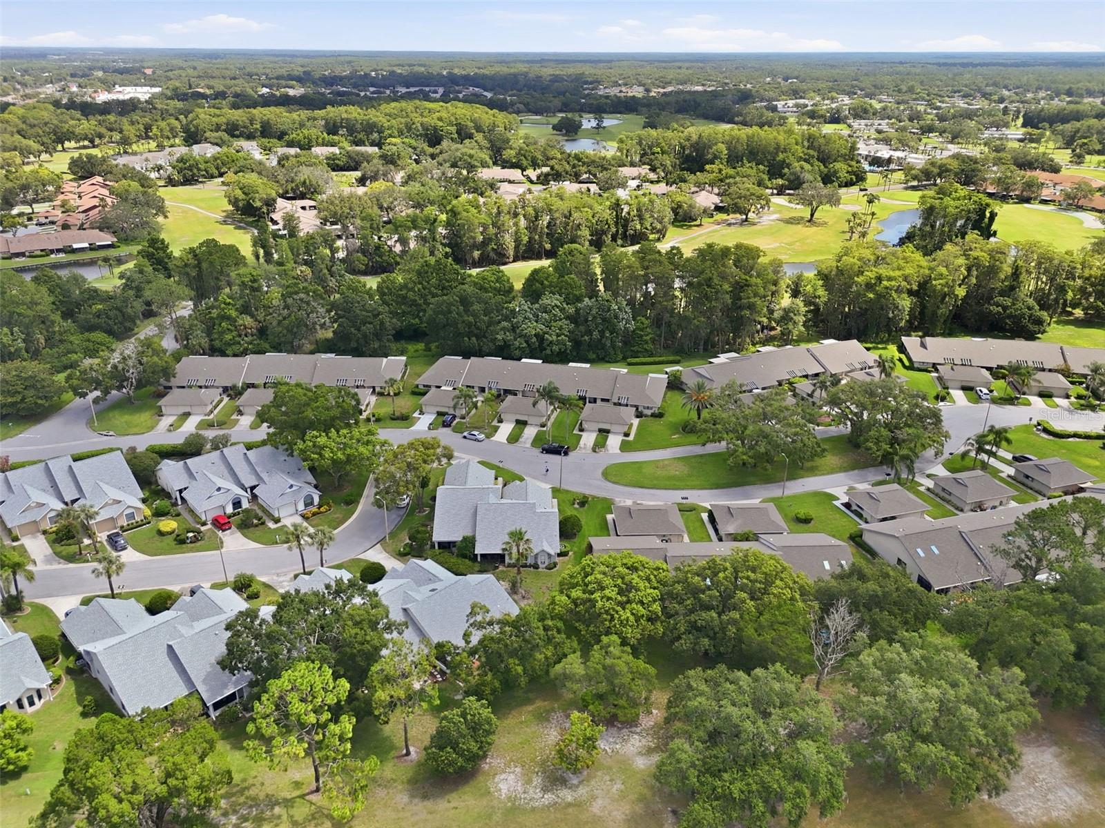 GOLF VIEW VILLAS CONDO 05 - Residential