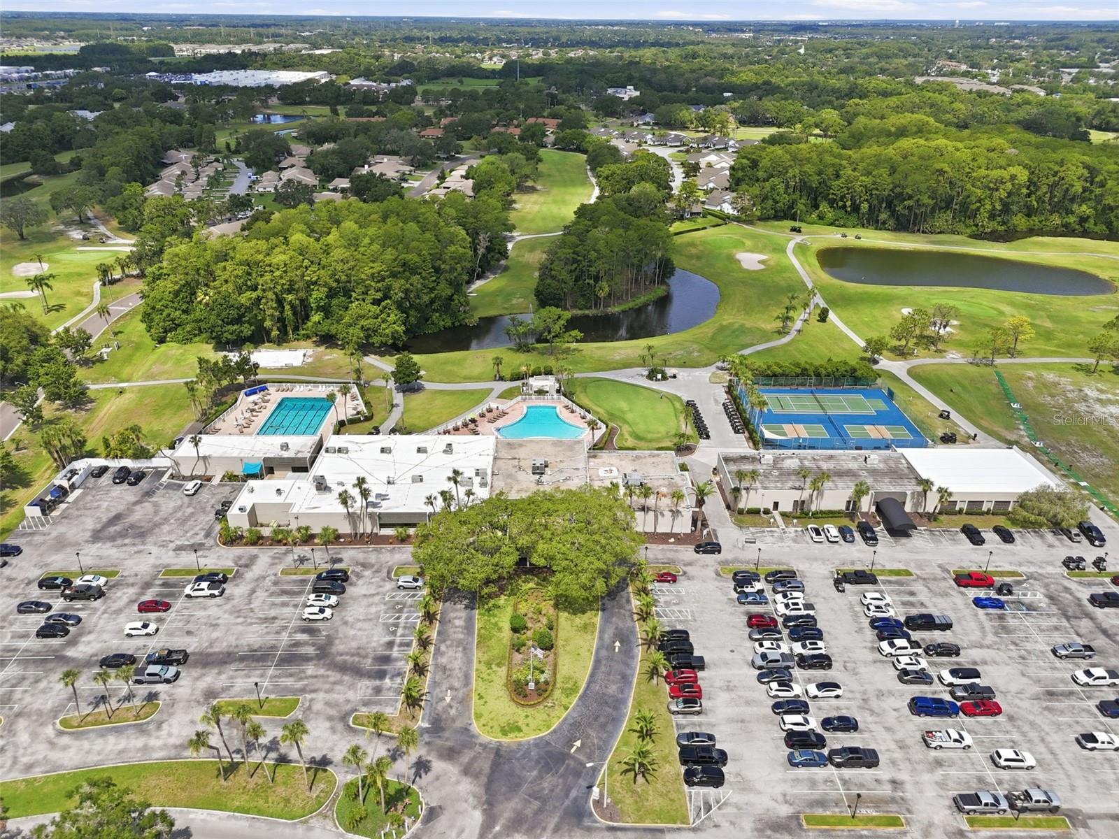 GOLF VIEW VILLAS CONDO 05 - Residential