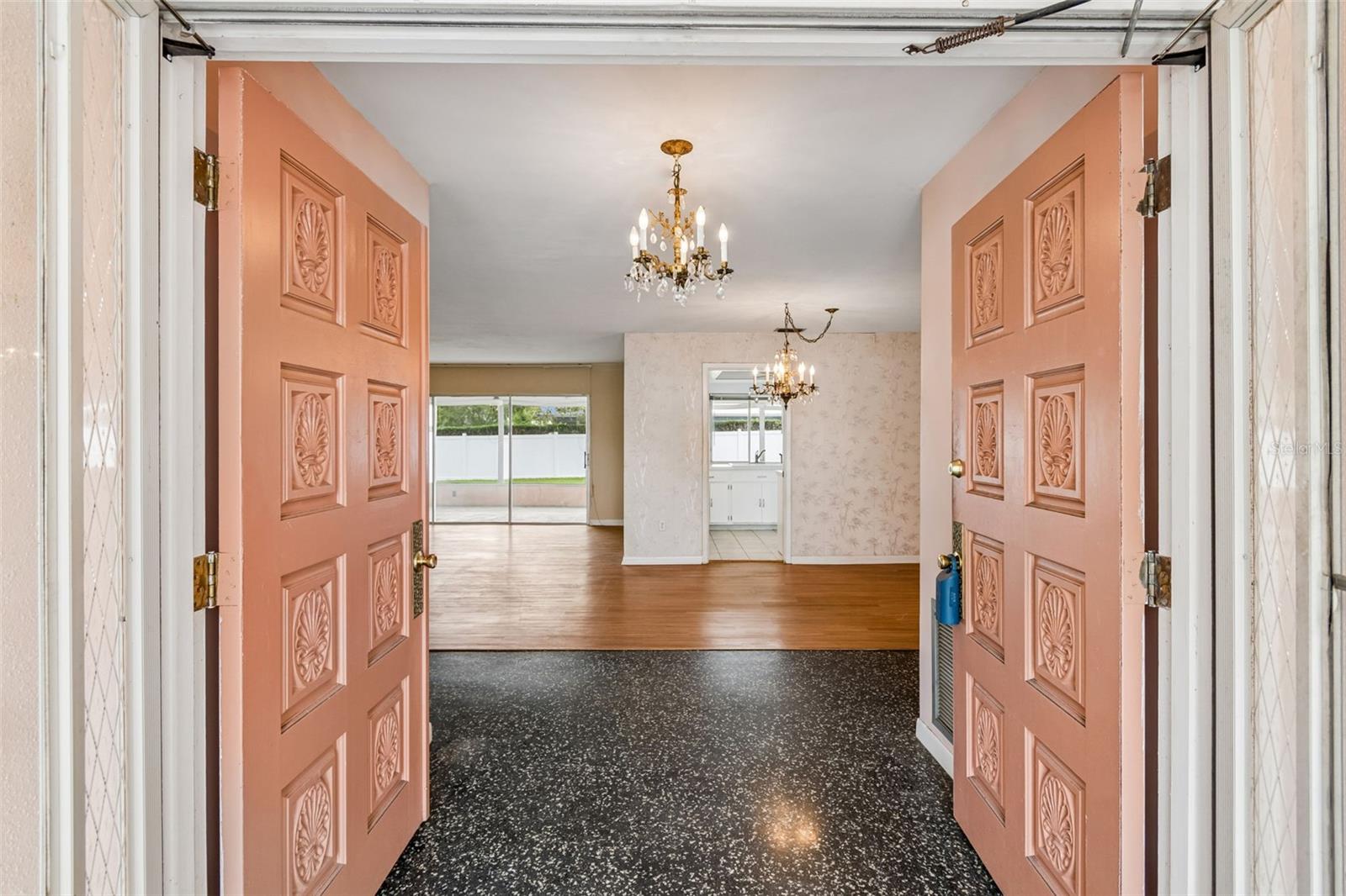 IMPERIAL POINT - Residential