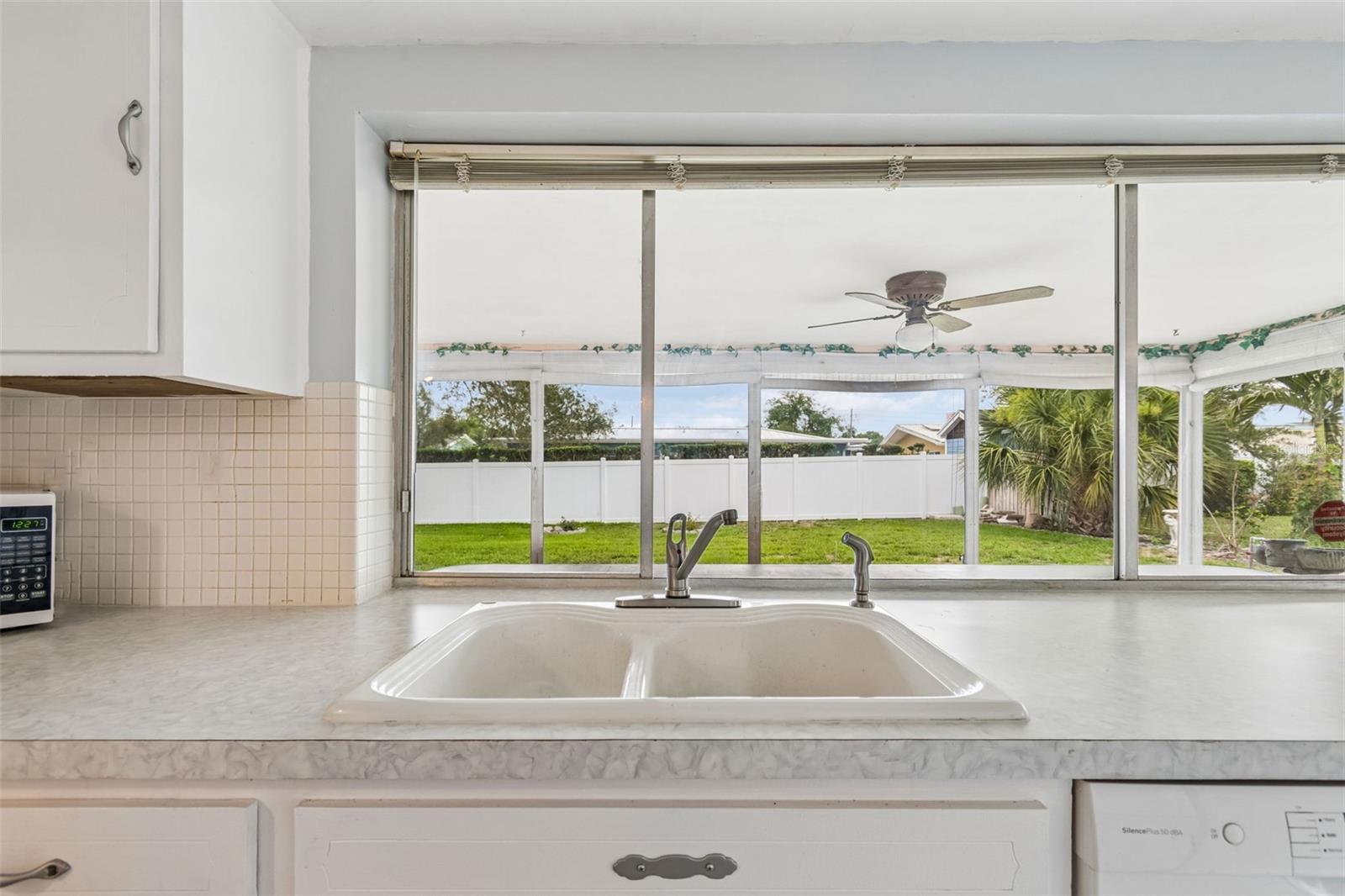 IMPERIAL POINT - Residential
