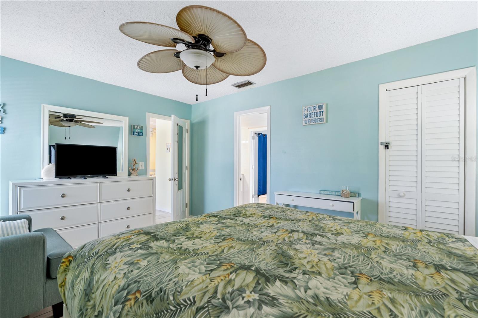 MADEIRA BEACH YACHT CLUB CONDO - Residential