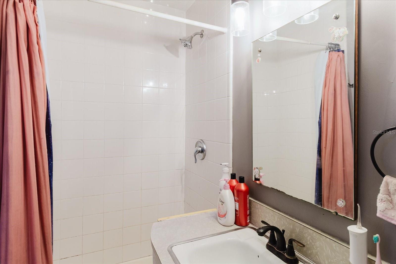 HEBB PROP - Residential