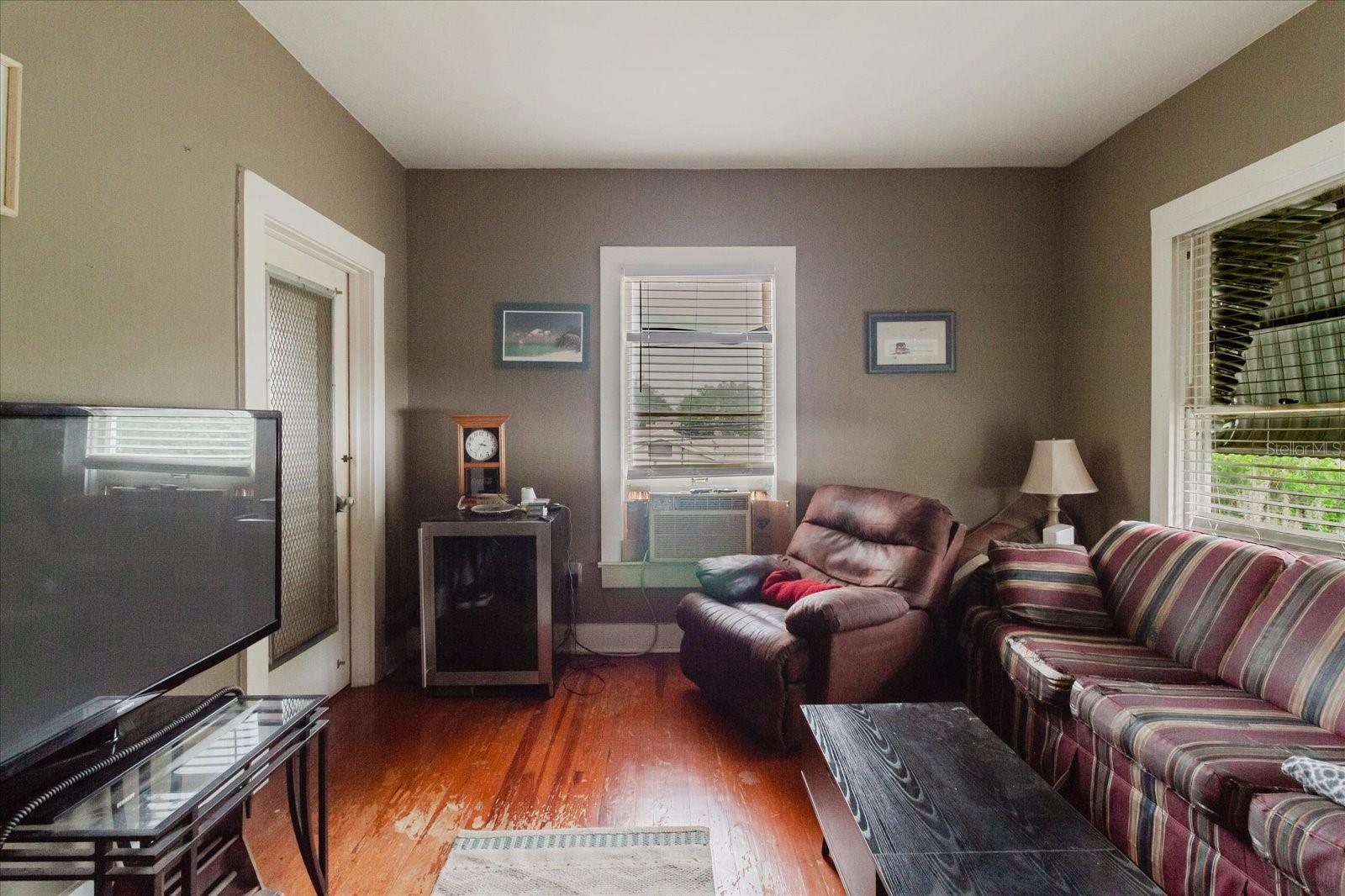 HEBB PROP - Residential