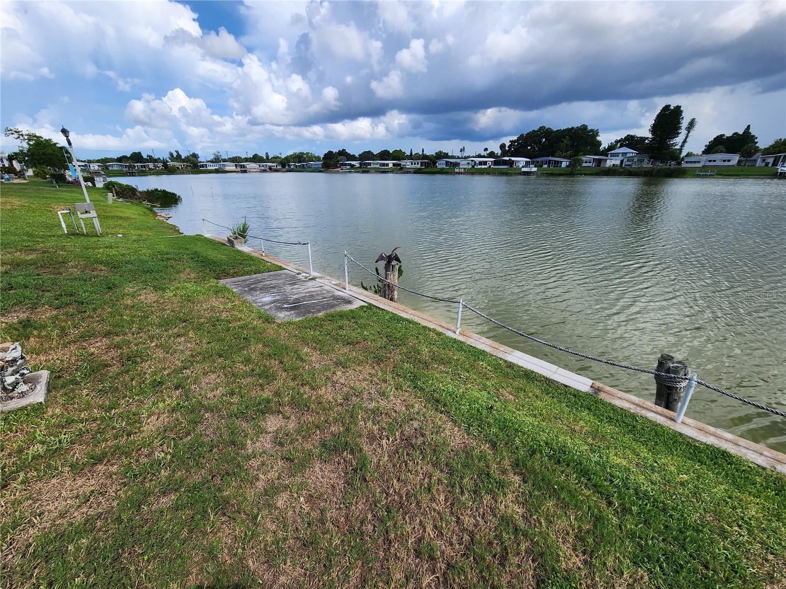 PALM LAKE ESTATES - Residential