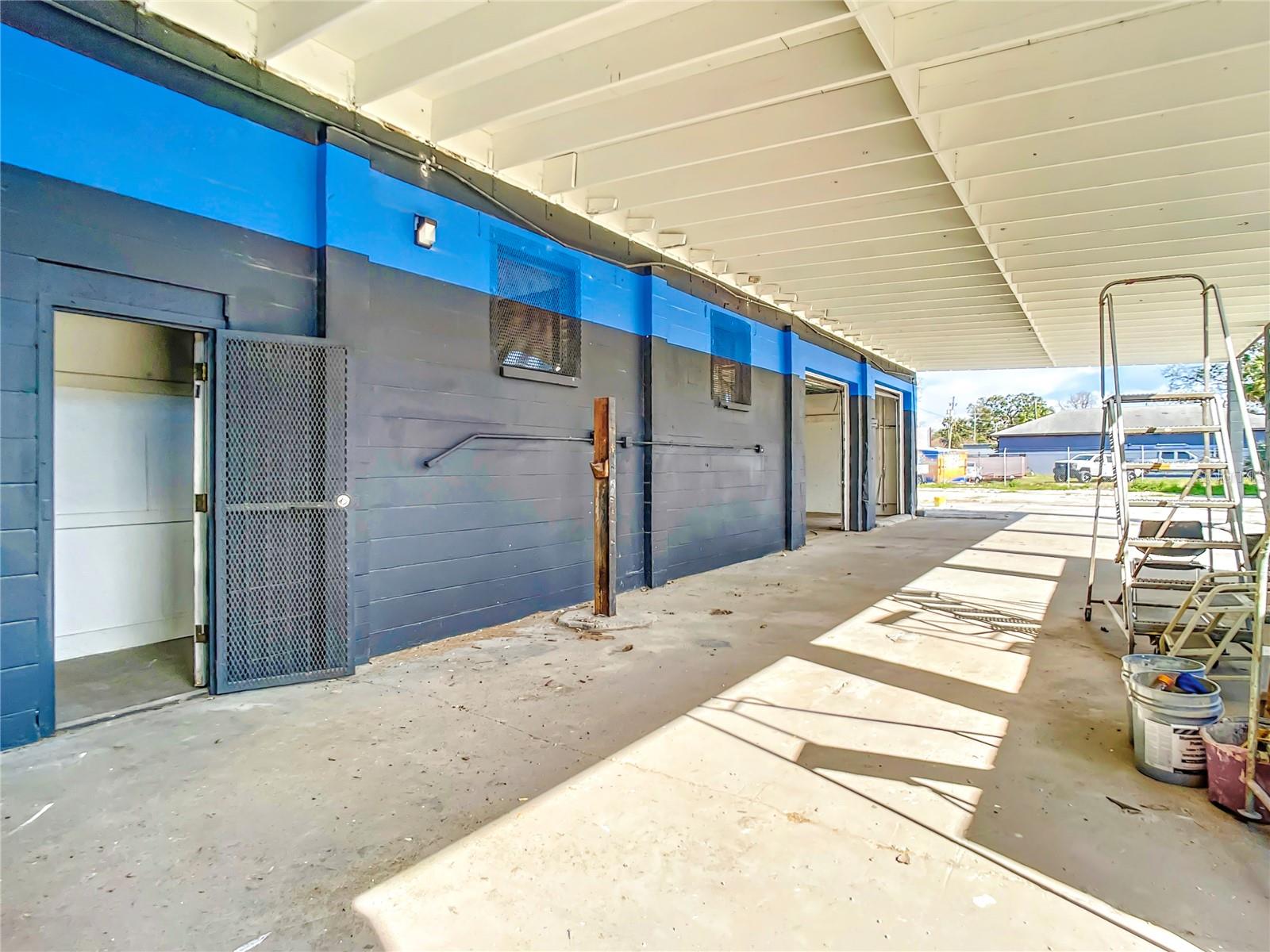 KINGSTON - Commercial Lease