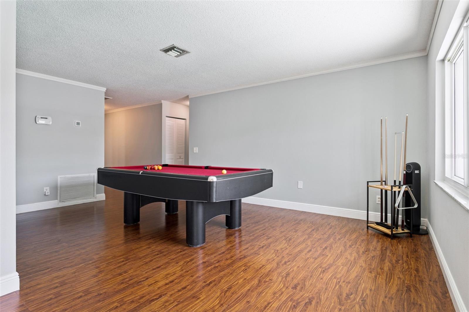 COUNTRY PLACE WEST UNIT V - Residential